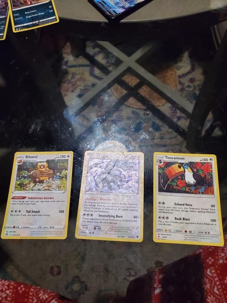 POKÉMON card LOT