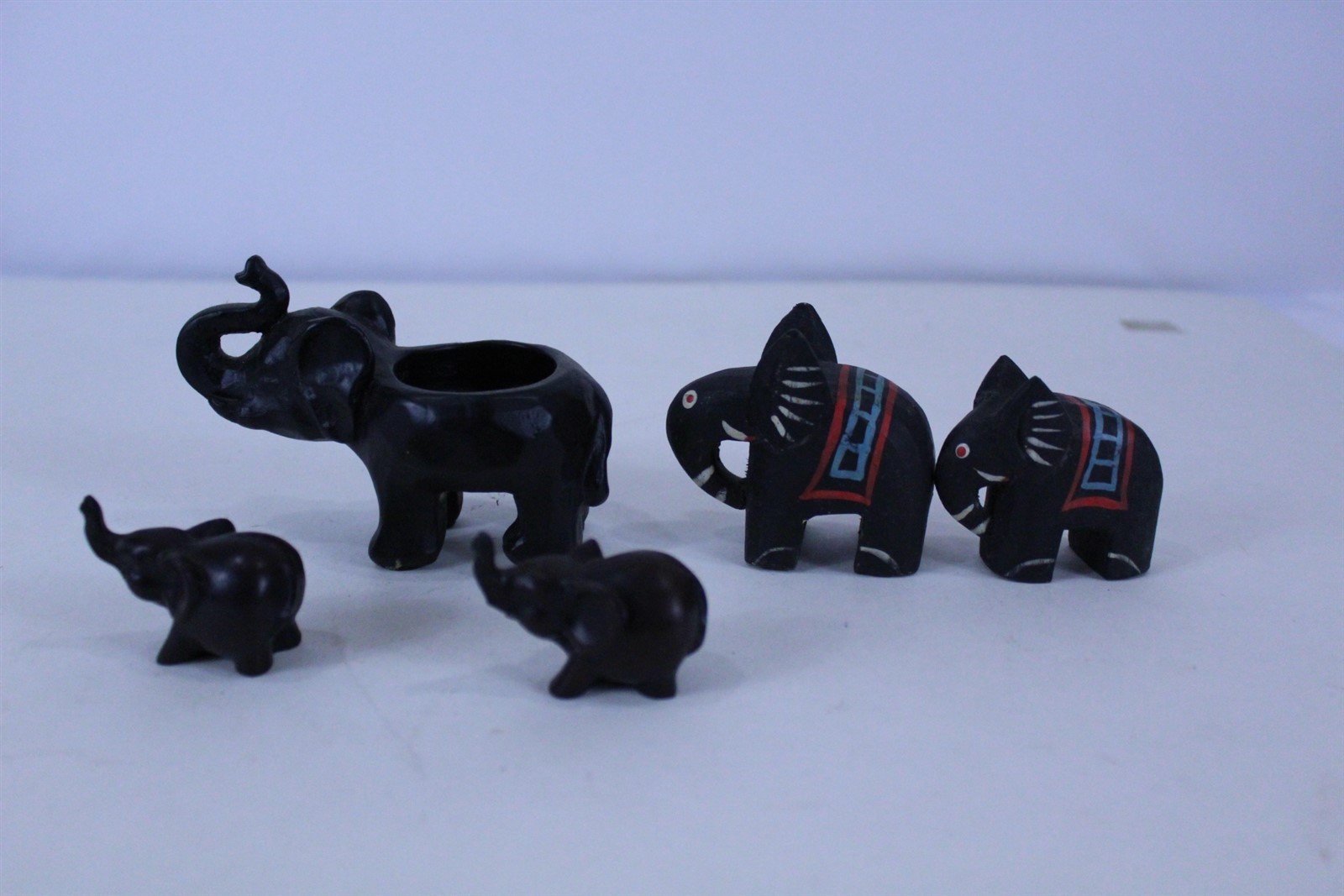 Elephant Figurines Composite & Wood Variety of Sizes Lot of 5