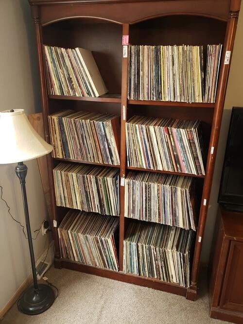 4000 RECORDS ALBUMS LOT (1/2 ROCK/POP/jazz, blues, r&b, soul) & (3/8 country)