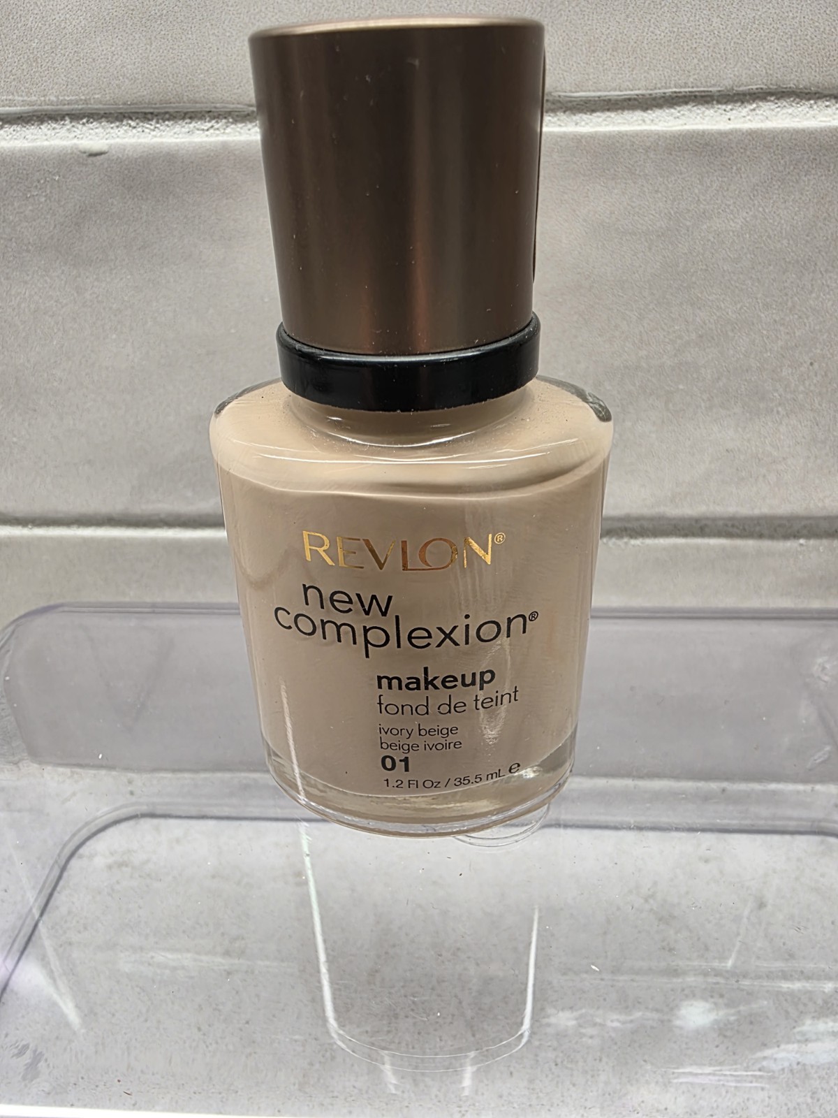 REVLON New Complexion Liquid Makeup – Ivory Beige 01 Discontinued NOS