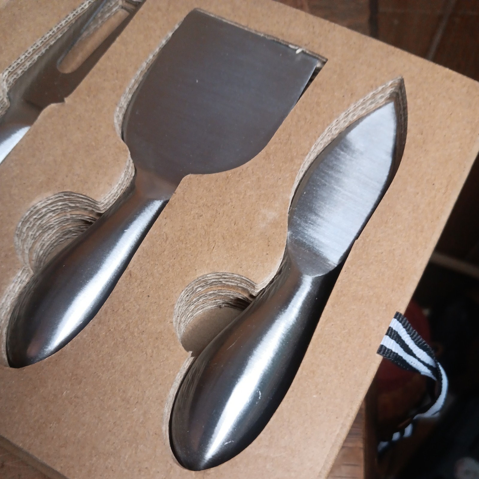 Santa Barbara Design Studio Table Sugar 3-Piece Gift Set with Cheese Knives