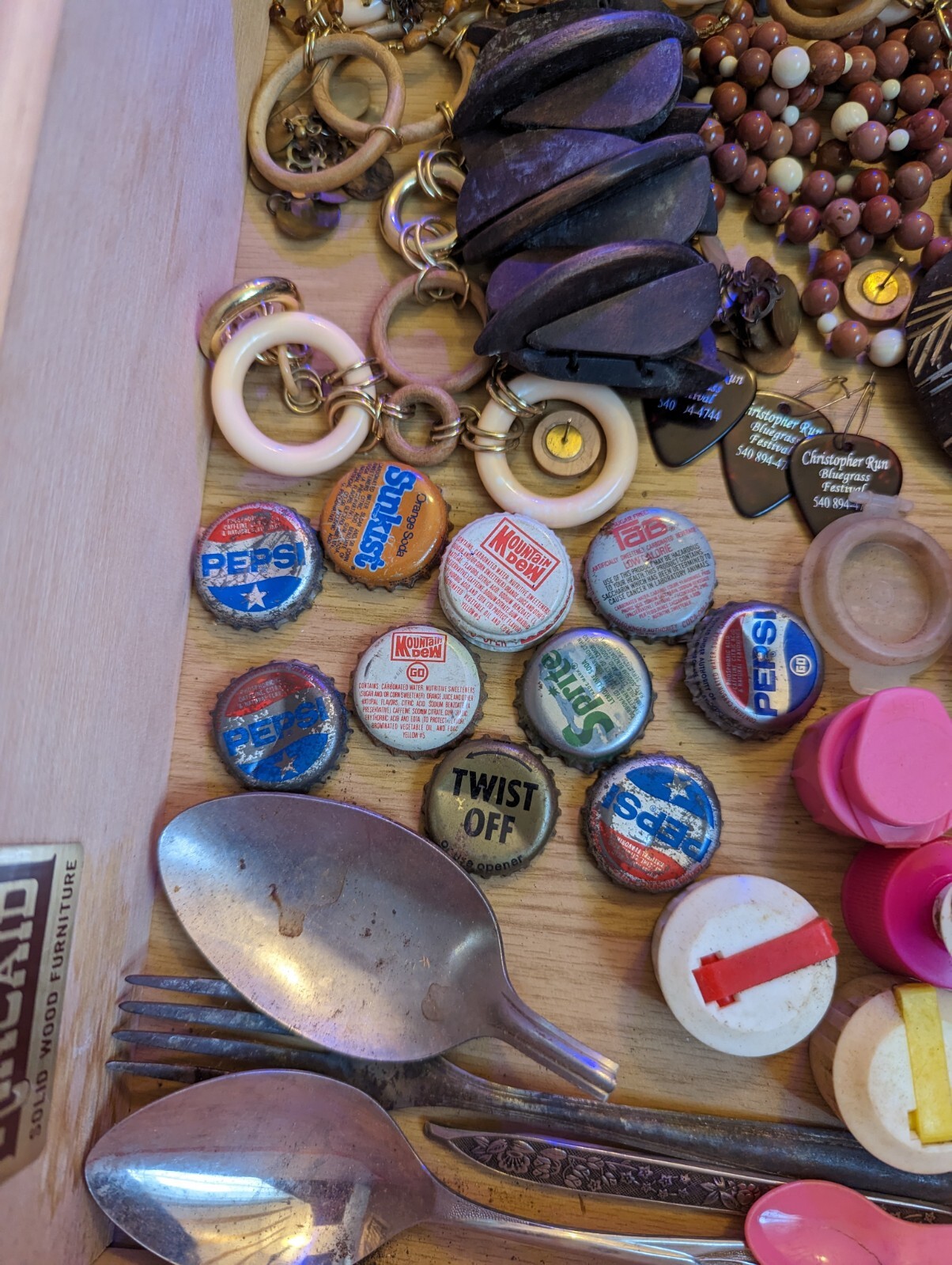 Junk drawer lot Vintage SODA LIDS unidentified BROWN BEIGE TAN JEWELRY mini toys