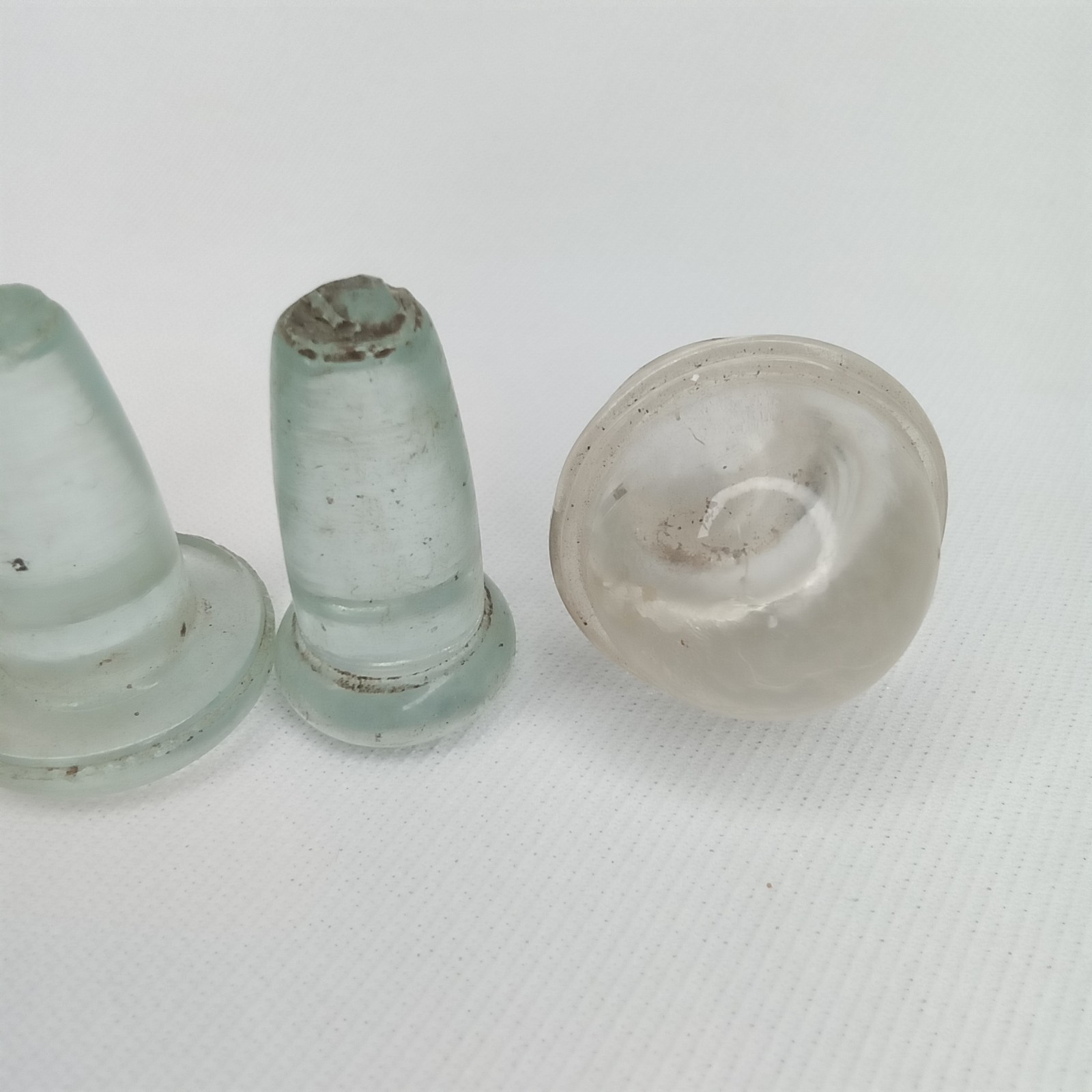 Antique 1900s Glass Stopper Set Of 4 Clear & Blue For Medicine Or Perfume Bottle