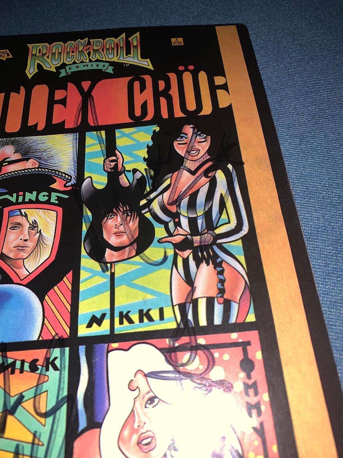 Motley Crue Signed Autograph Rock N Roll Comic Book By Lee, Sixx, Neil, Mars COA
