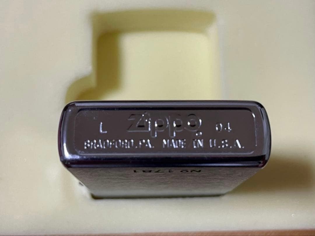 Zippo Heywood Wakefield Limited Edition 2004 Unused Product