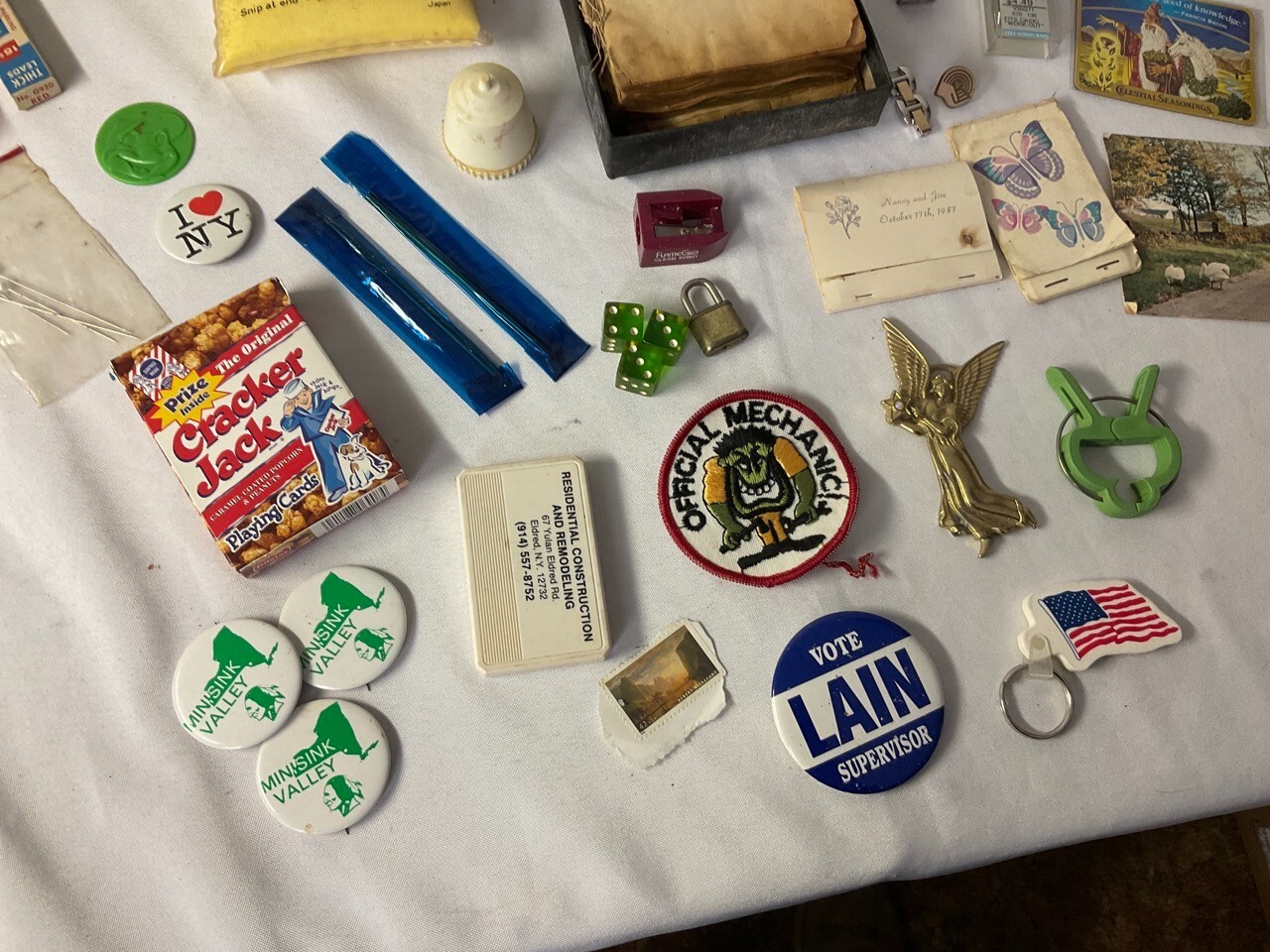 15 pound Estate liquidation – New old mixed items- @@See description@@ -#SX17