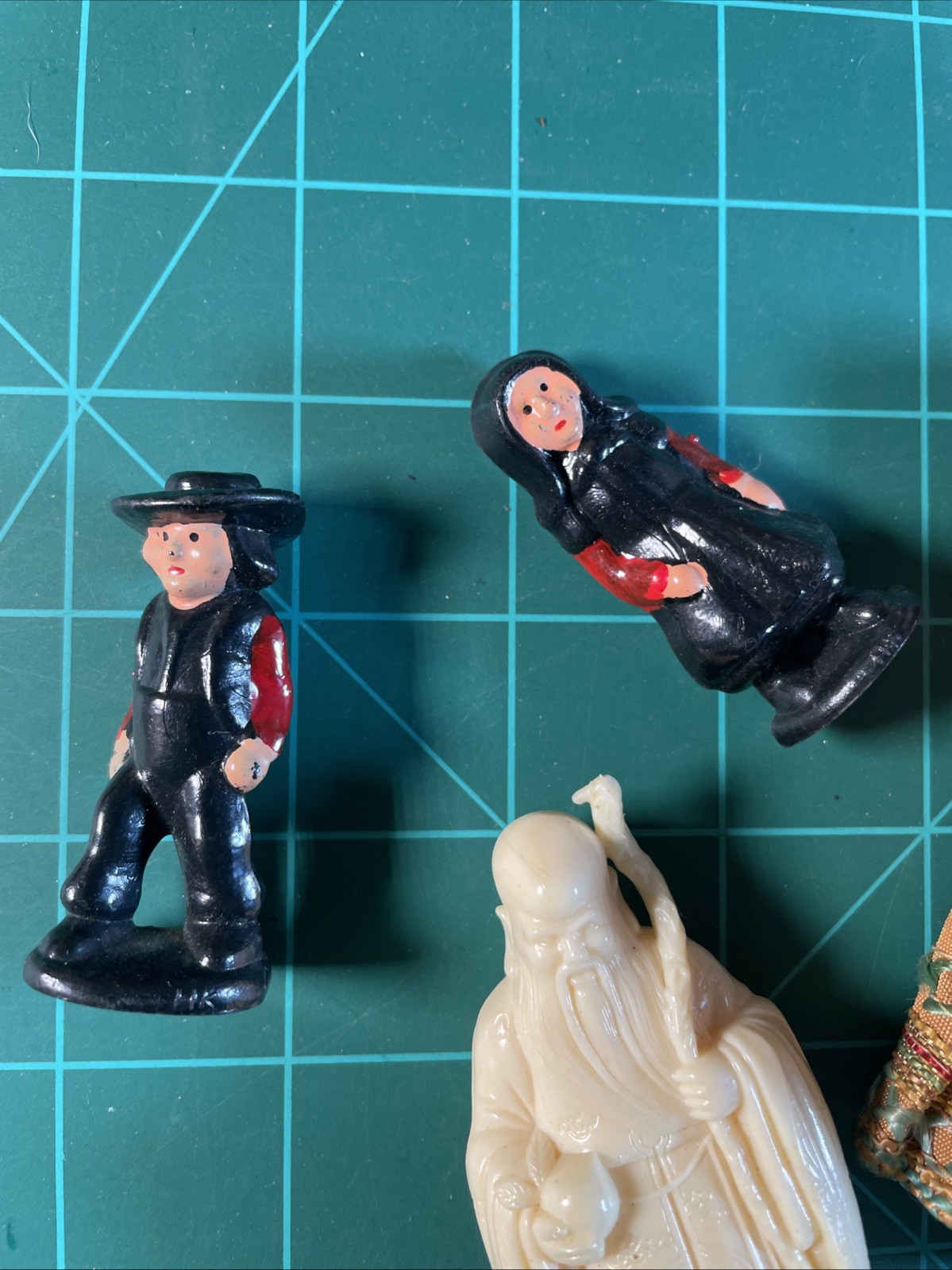 Junk Drawer Lot Of 4 Vintage Figurines