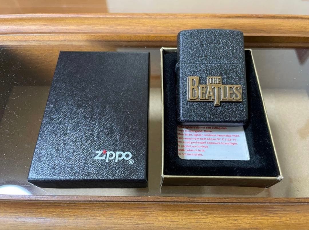 Zippo Beatles crack painted & brass metal pasted, made in 1996, unused item
