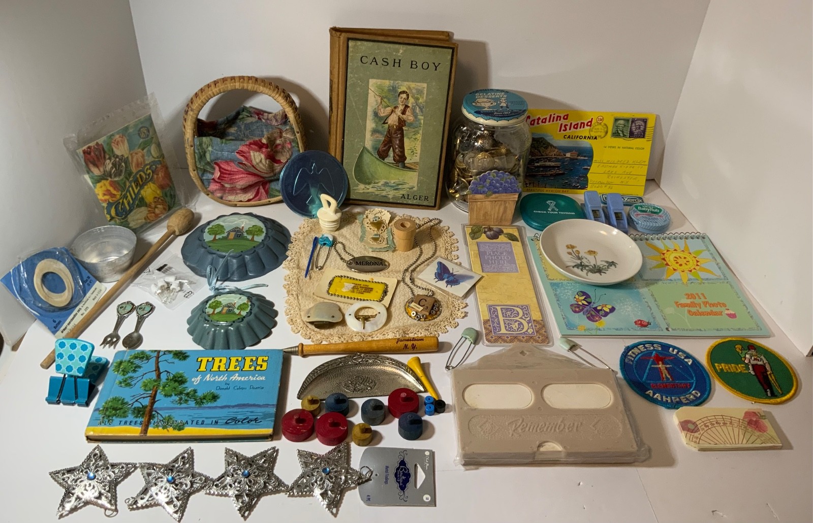 VTG Junk Drawer Lot Assemblage Art Mixed Media Crafts Over 4# Buttons Books MOP