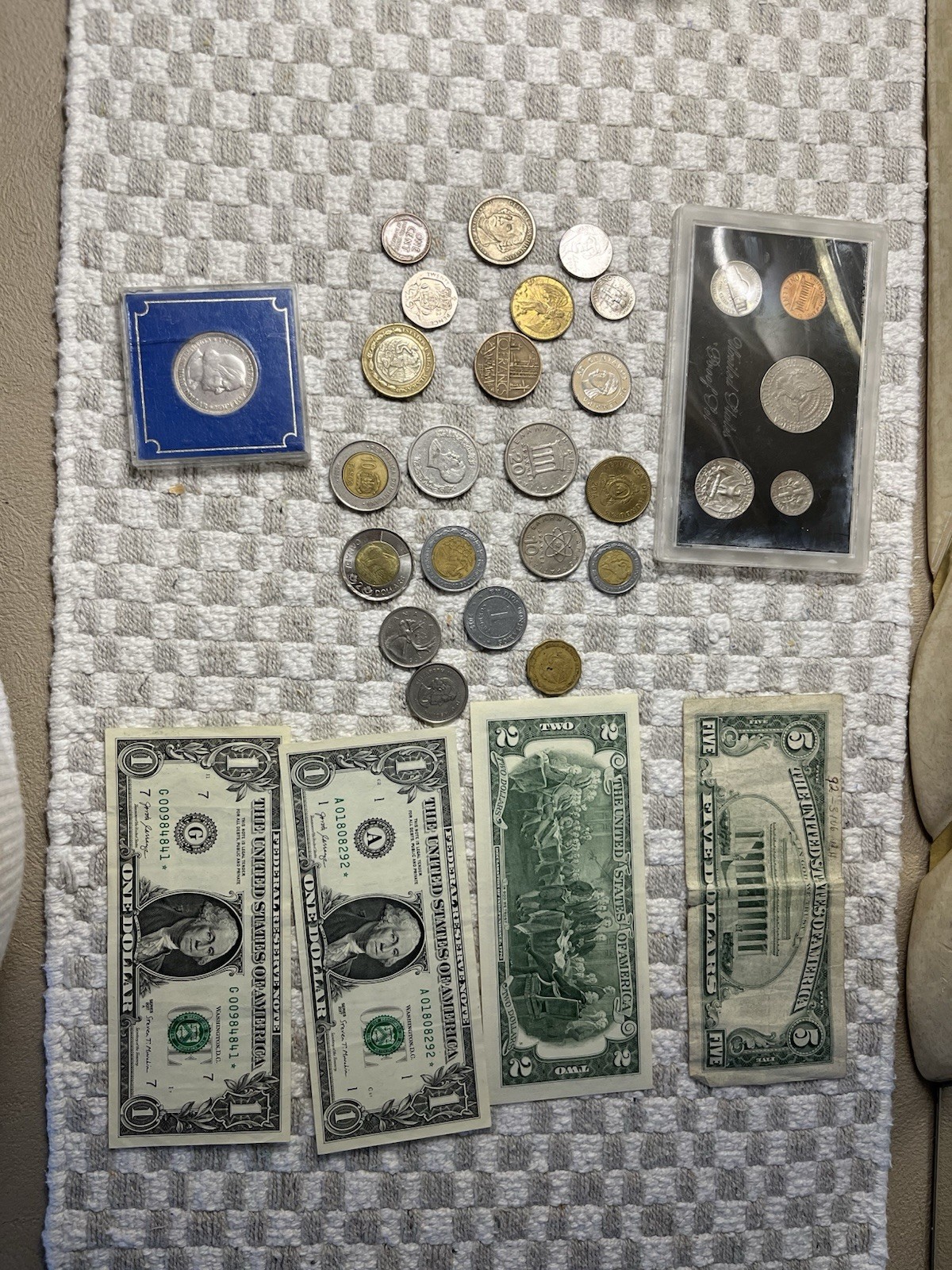 Mixed US and World Coins with US Dollar Bills Collectible Lot
