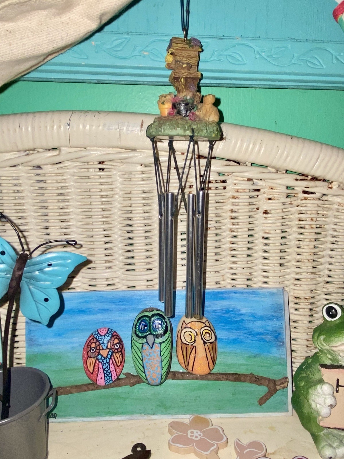 8.8 lb Women Butterfly Art Fun Colorful Trinkets Collectibles Junk Drawer Lot