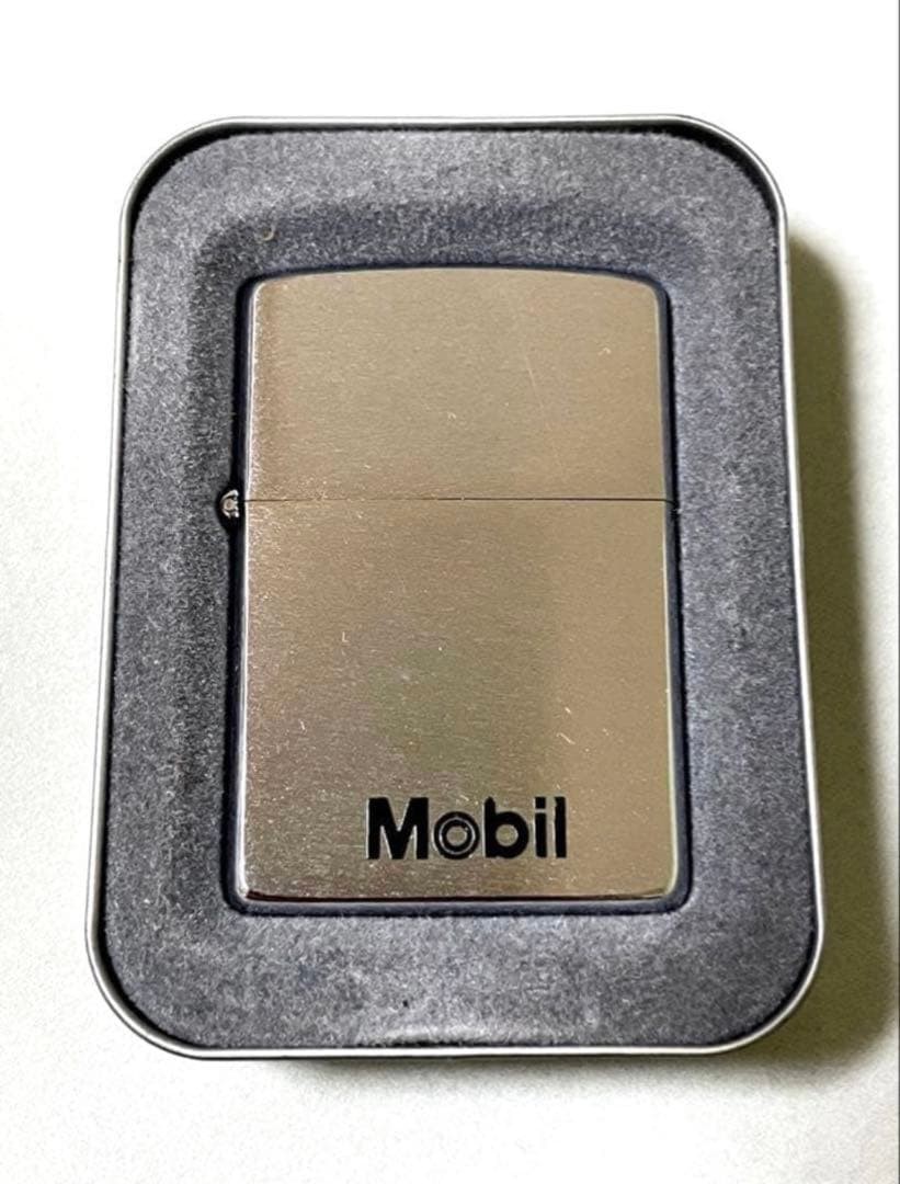 Zippo Mobil Corporation 1982 Rare vintage unused item