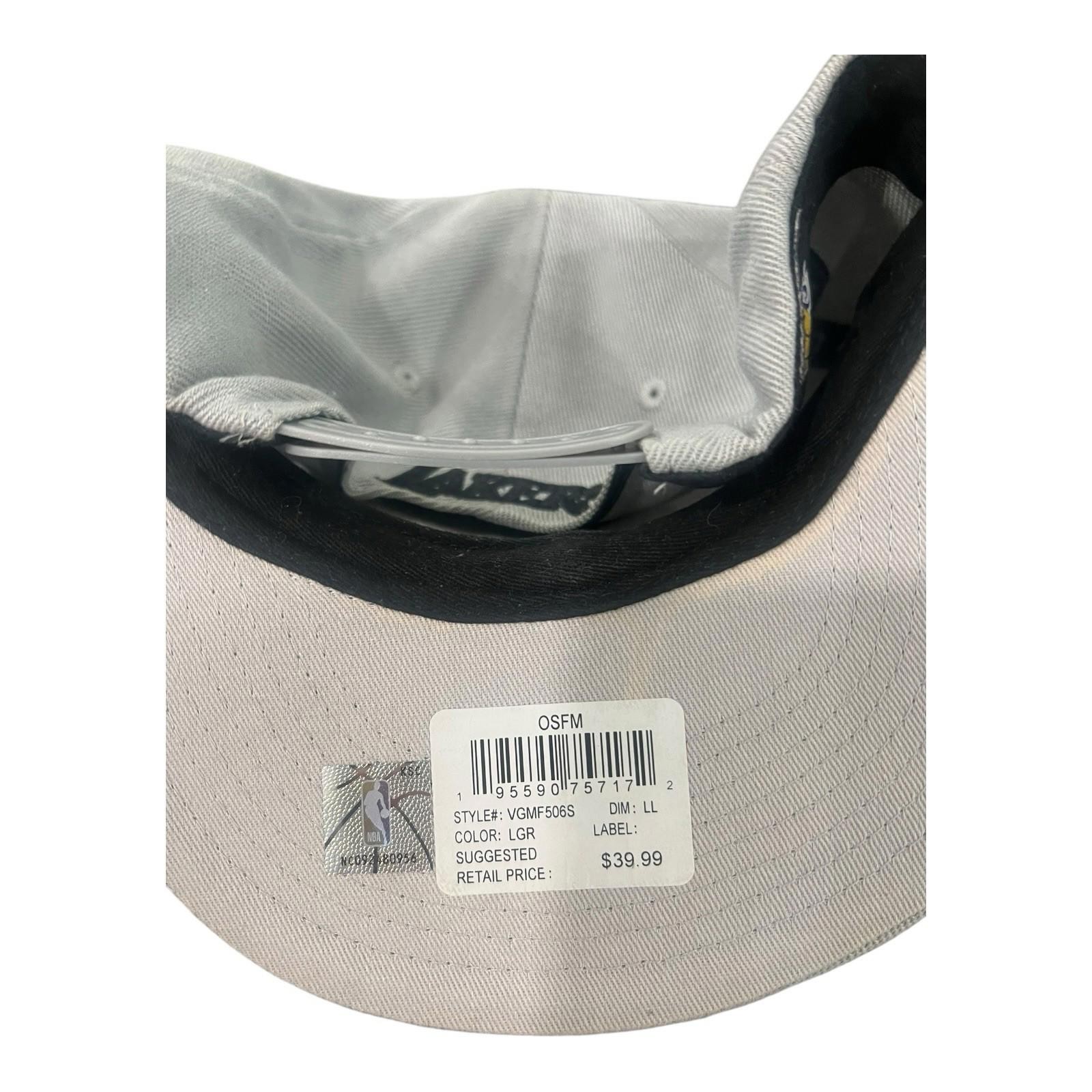 Los Angeles Lakers NBA Ultra Game Snapback Hat Gray Black Adjustable OSFM NWT