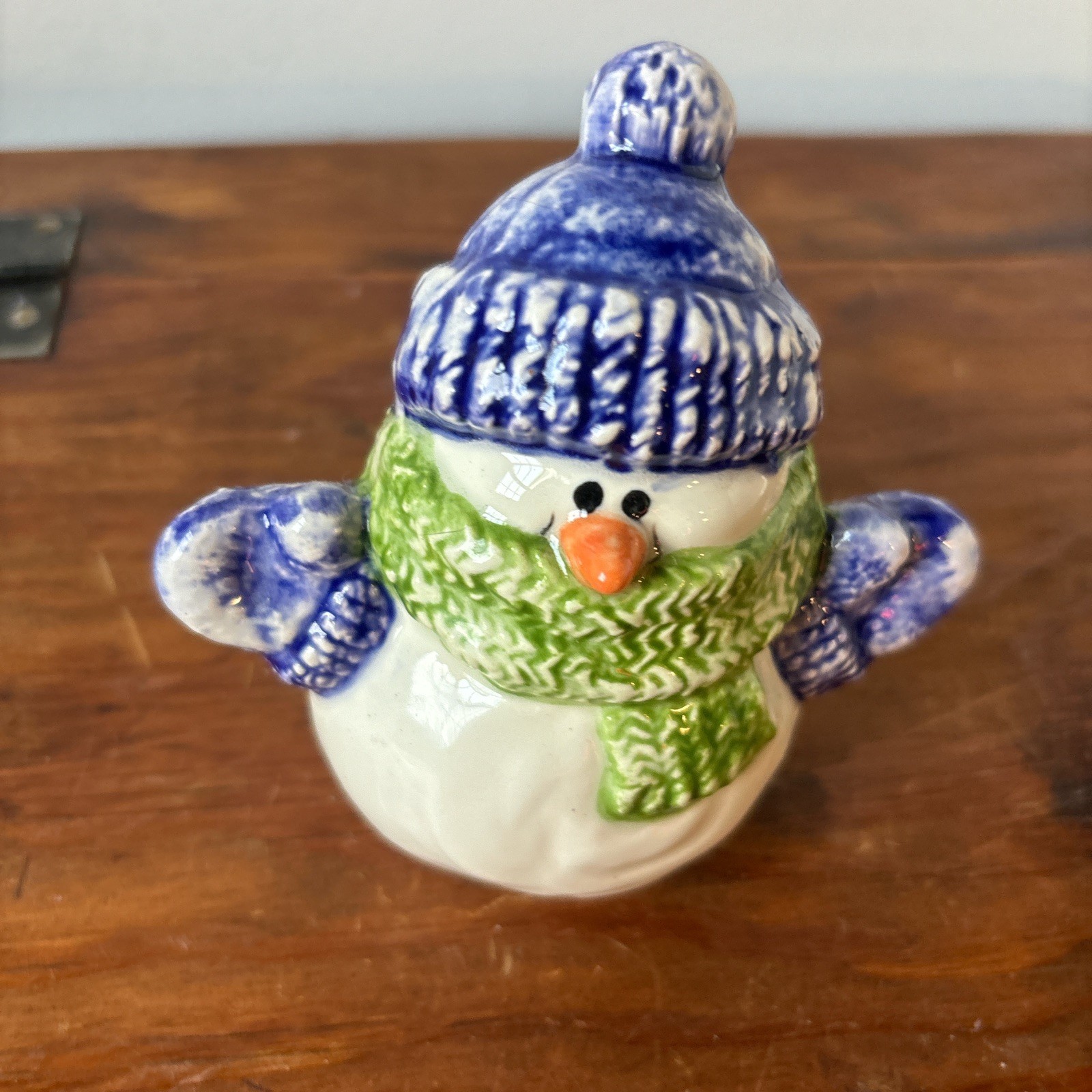 3.75″ Vintage Chubby Cute Snowman in Hat & Scarf signed 1994