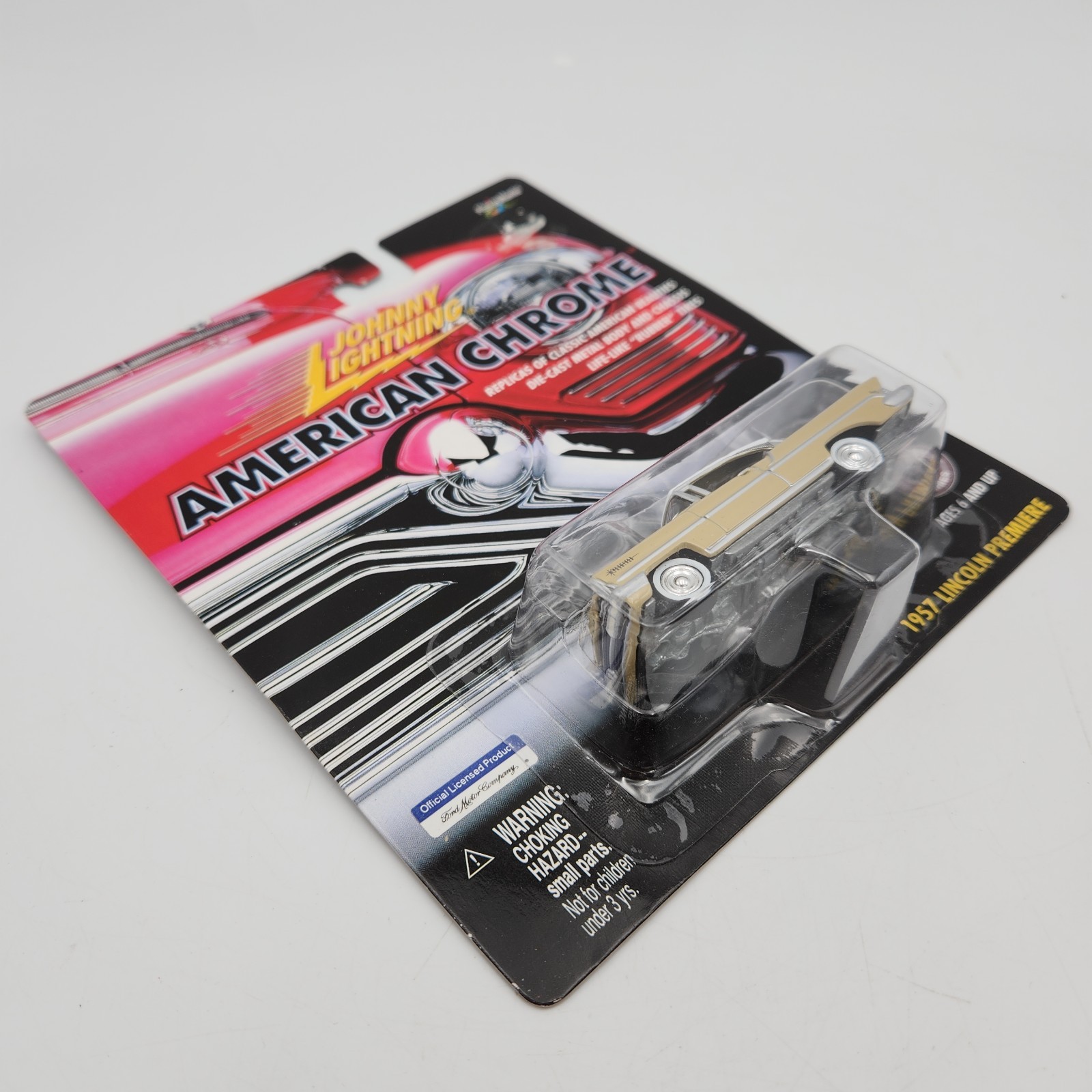 Johnny Lightning American Chrome 1957 Lincoln Premiere Die-cast Metal New