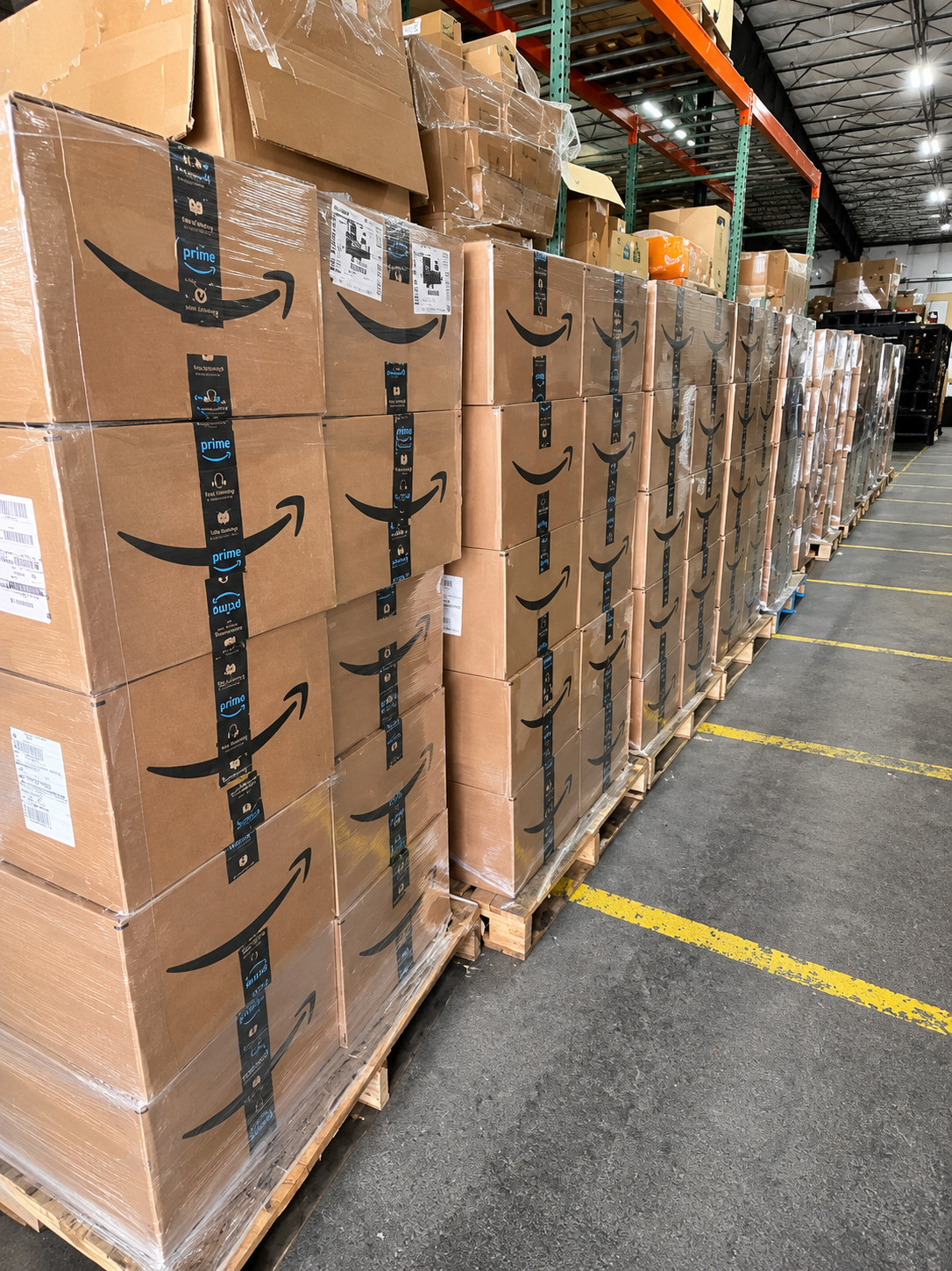 Best Buy Electronics Discovery Trove – Retail Overstock Finds