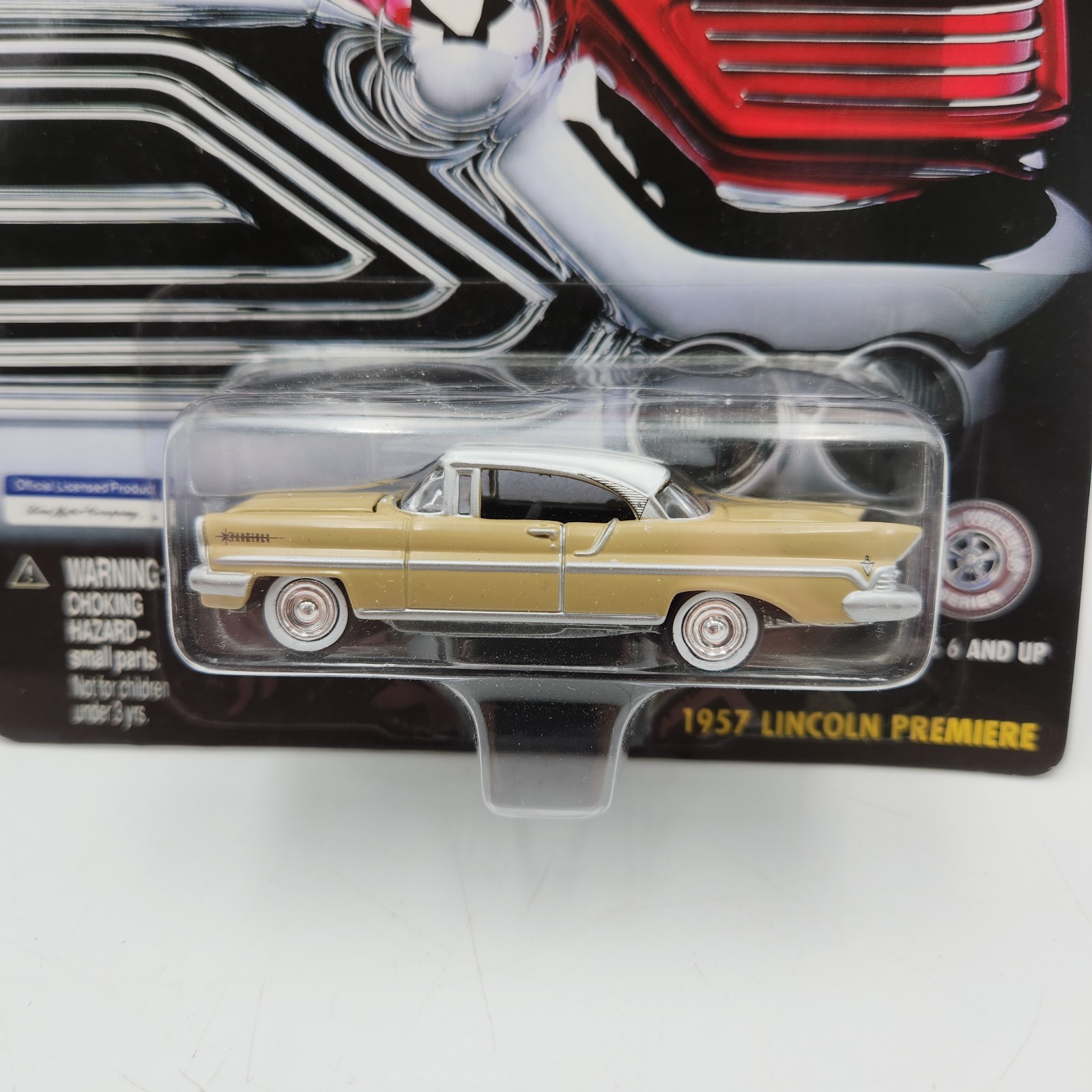 Johnny Lightning American Chrome 1957 Lincoln Premiere Die-cast Metal New