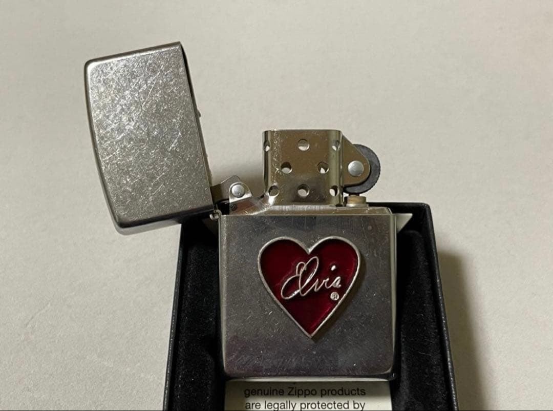 Zippo Elvis Presley 50th Anniversary Heart Made in 2002 Unused