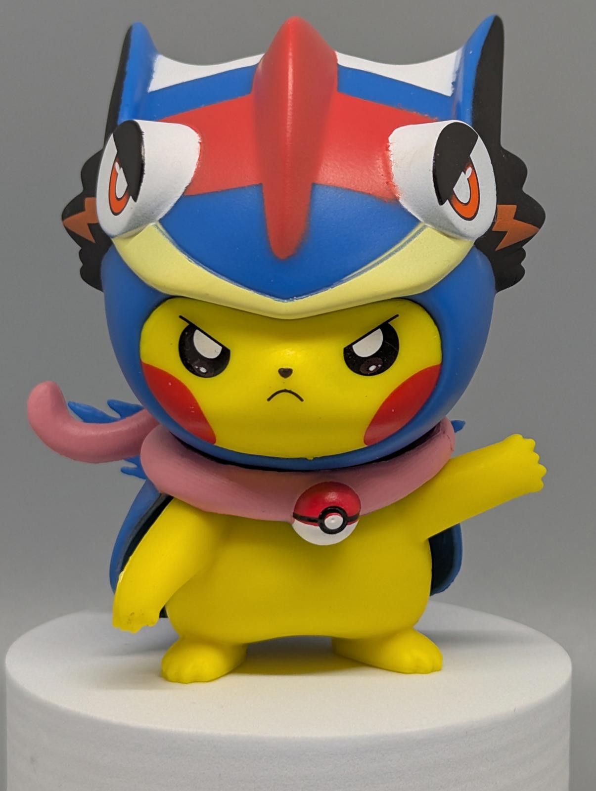 Pikachu x Greninja POKEMON COSPLAY Collectible Figure