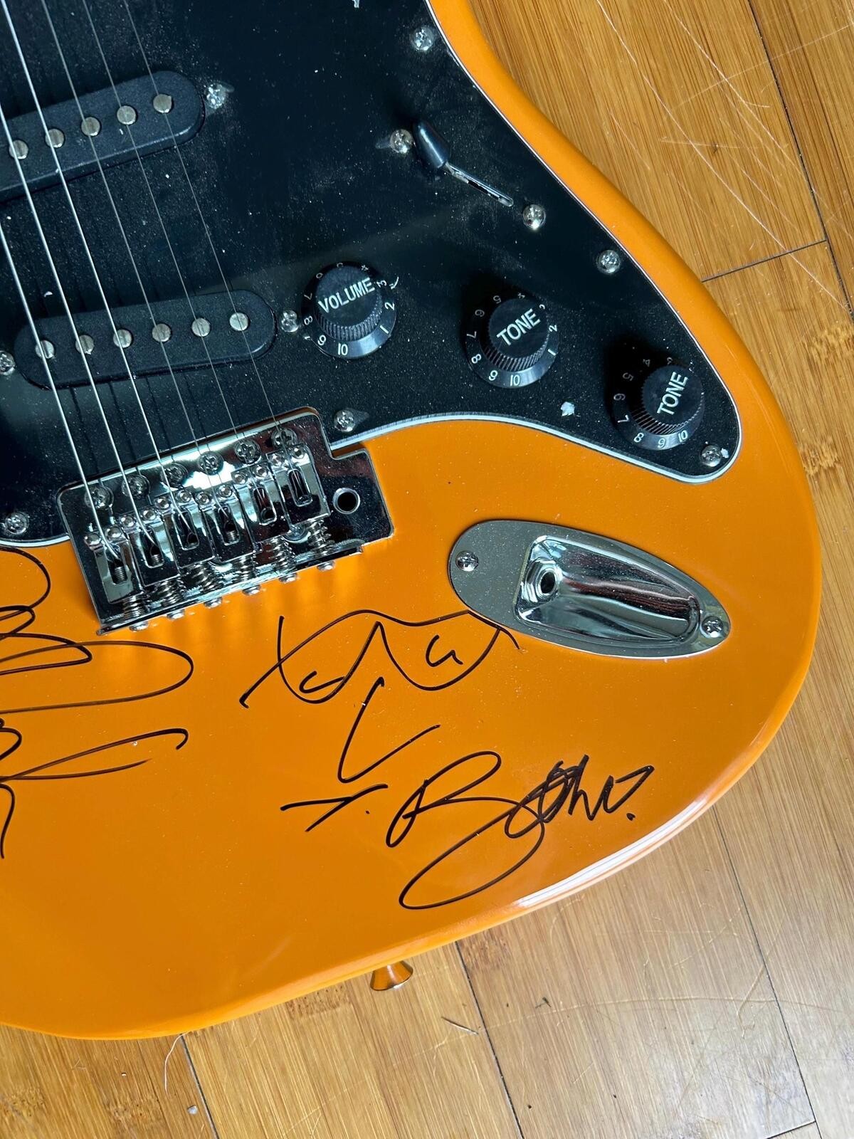 U2 Signed Autograph Electric Guitar X4 Bono Edge Adam Larry w/Multiple COA’s.