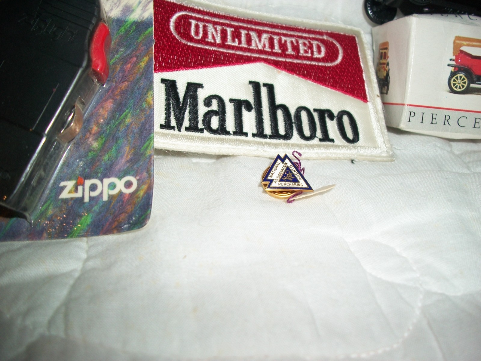 JUNK DRAWER LOT ZIPPO MARLBORO MOTEL 6 PIERCE ARROW CAR METAL FOOT LIGHTER COVER