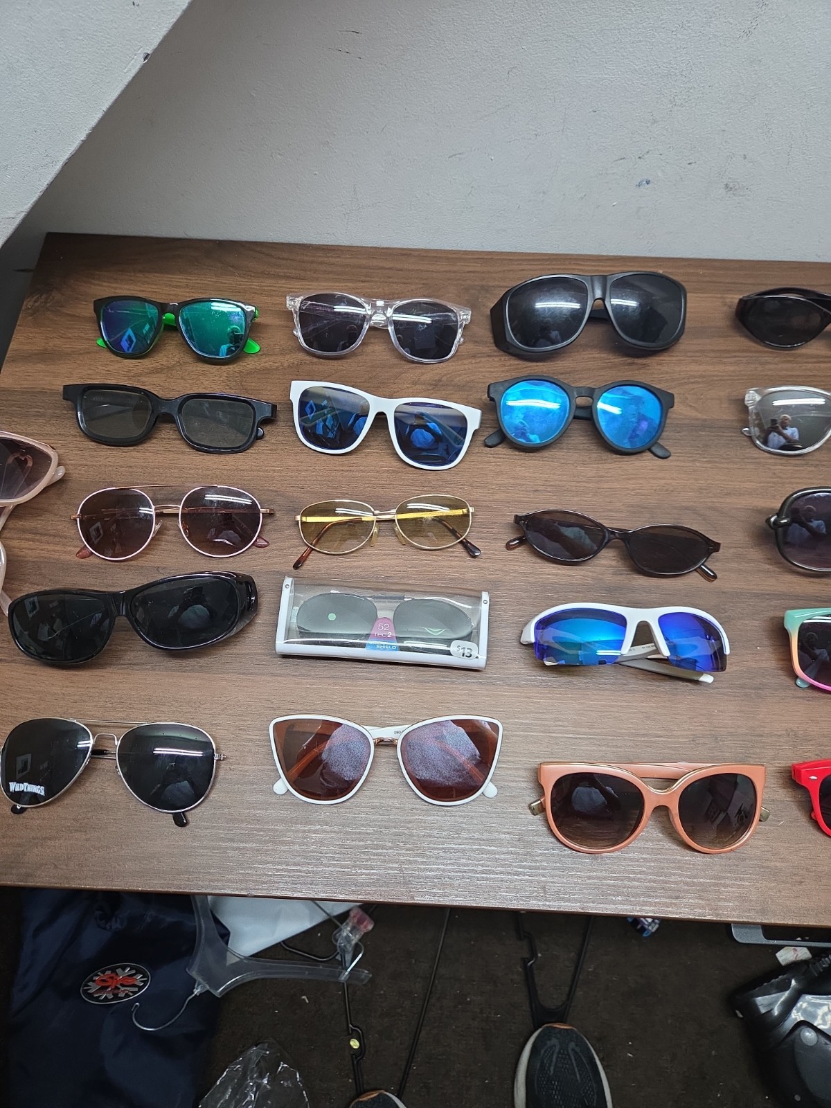 Wholesale Lot of 37 Mixed Sunglasses Eyeglasses Assorted Vtg Styles