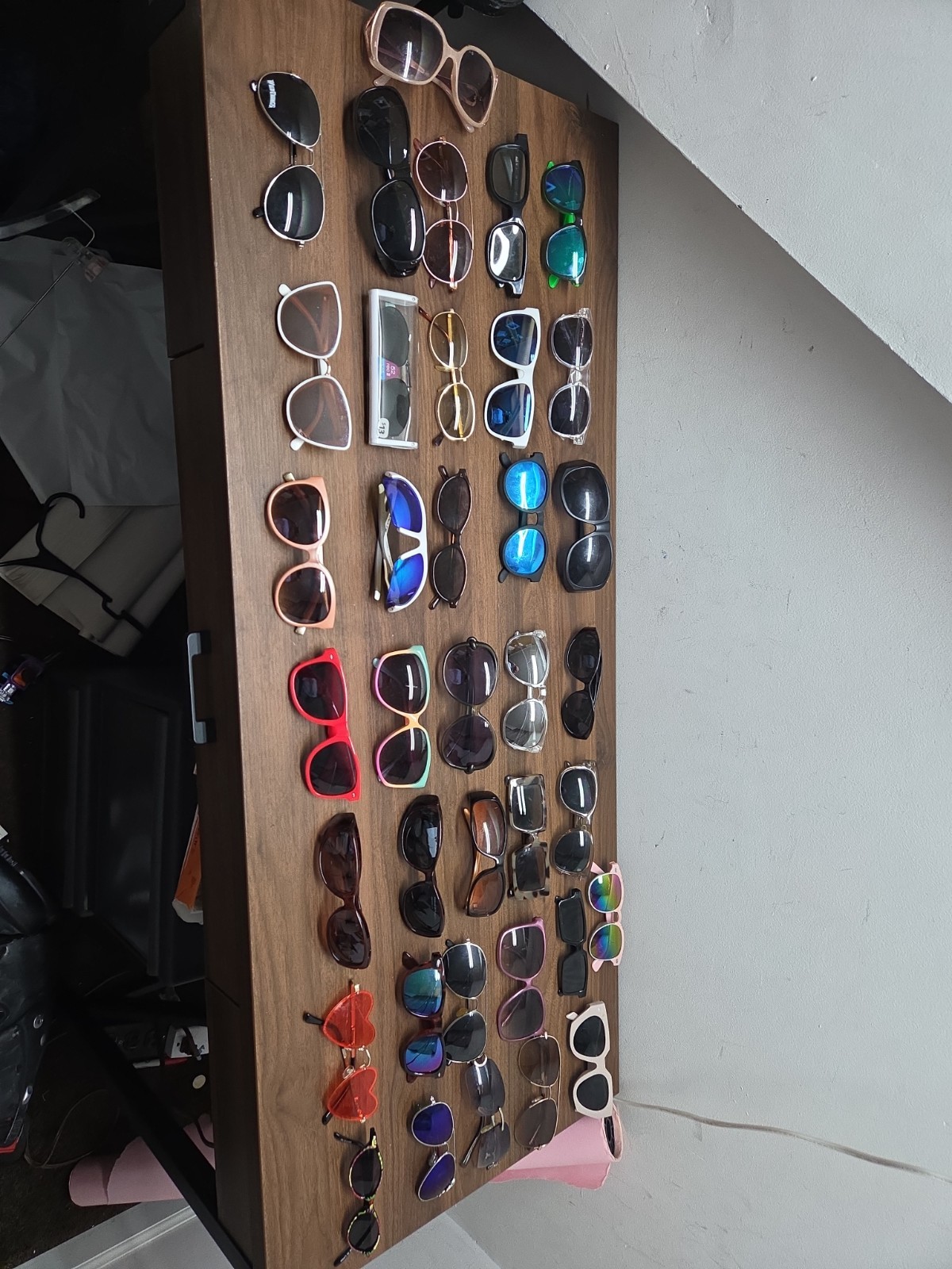 Wholesale Lot of 37 Mixed Sunglasses Eyeglasses Assorted Vtg Styles