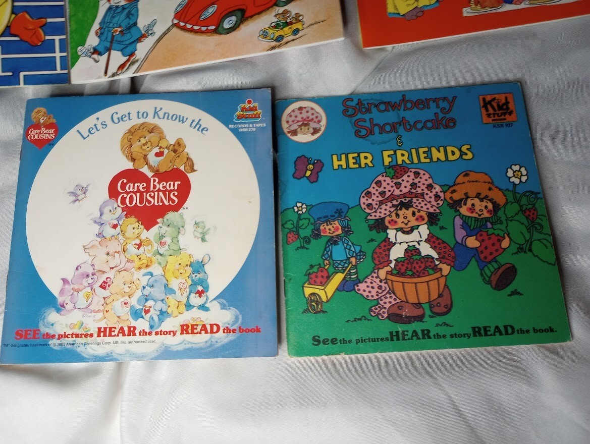 —Lot of 12 1980s 1990s kid’s books – Smurfs Hulk Hogan Duck Tales Pac-Man ALF