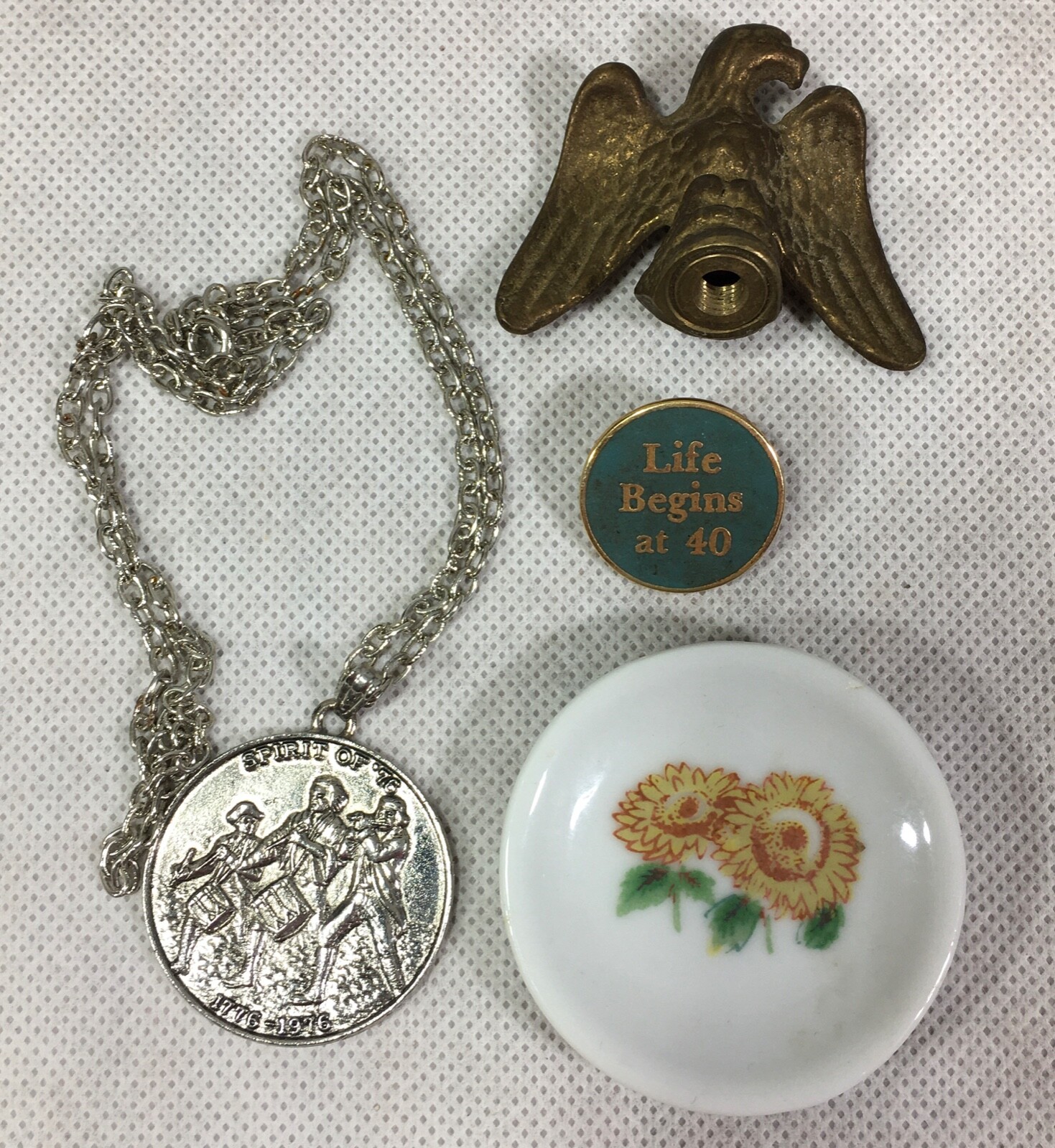 Collectibles Lot Lighthouse Plate Candle Holder Photo Frame Eagle Wade Figurines