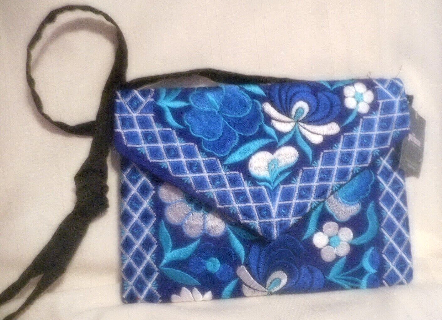 NWT PRETTY JULIANA PURSE W STRAP PRETTY SHADES OF BLUE 9.5″ L & 7″TALL MEXICO
