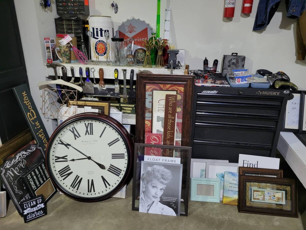 10 LB Estate Liquidation Box Lot, mixed items old & new-Junk Drawer-#938