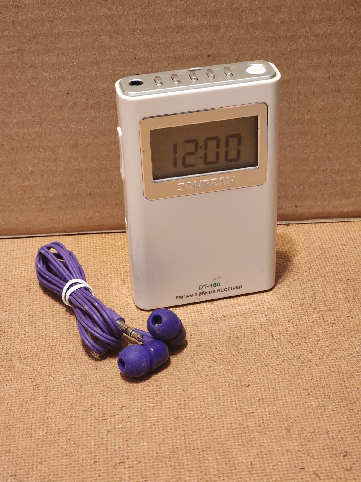 Sangean DT-160 AM/FM 2 Bands Receiver Stereo Pocket Radio, w/ Earbuds, White