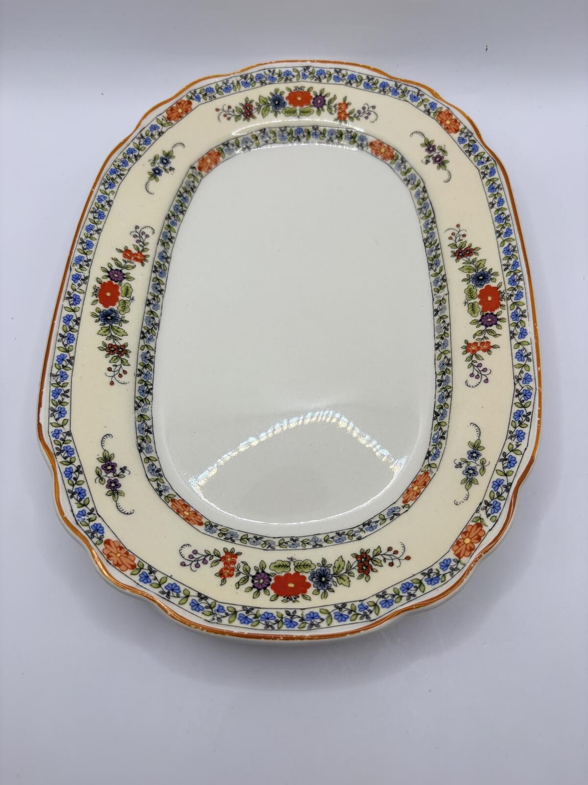 Wedgwood Somerset England 8 Pc Lot Platter 4 Plates 3 Desser