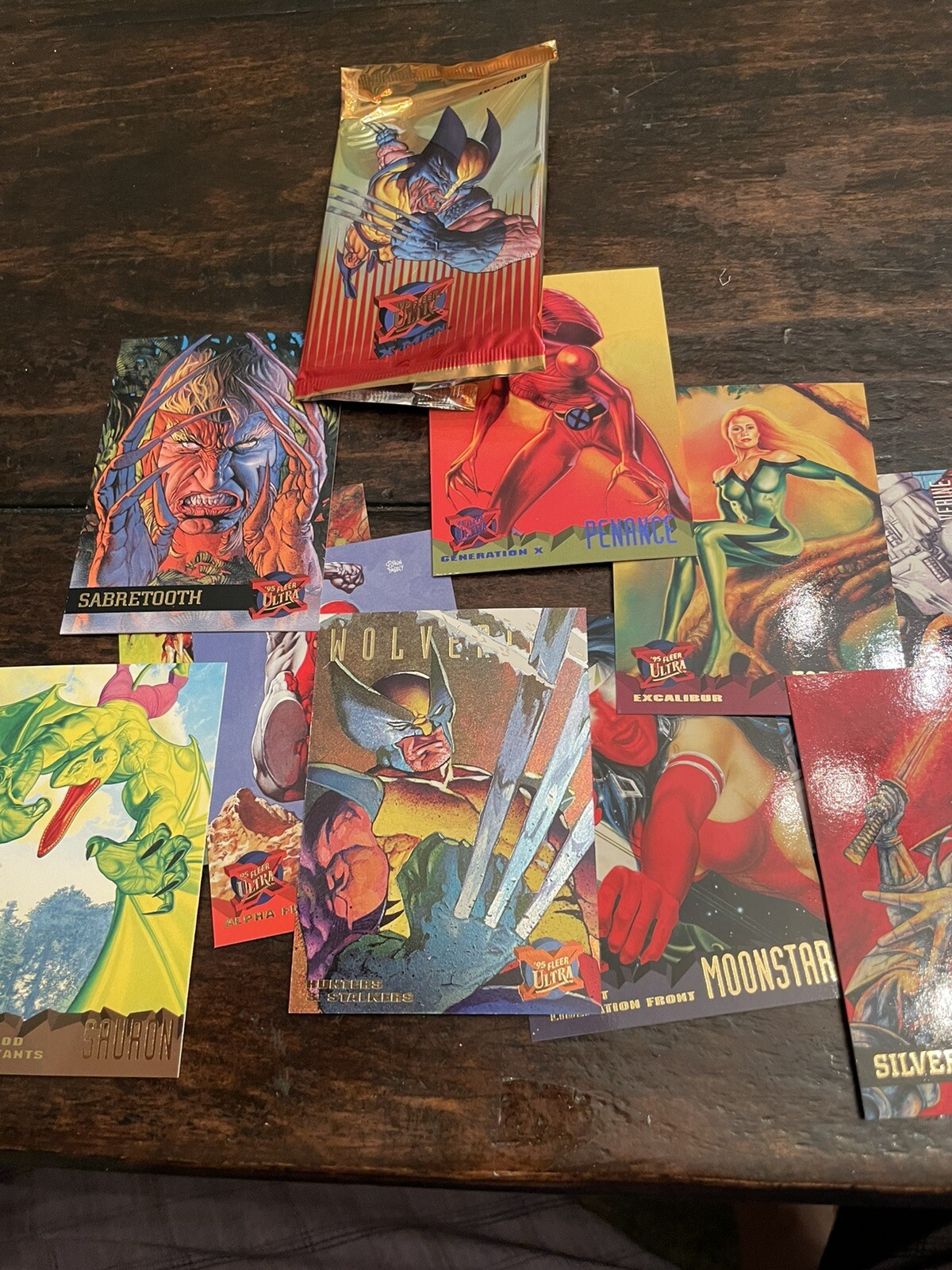 (1) Sealed Pack 1995 Fleer Ultra Marvel X-Men Trading Limited Edition Inserts!!!