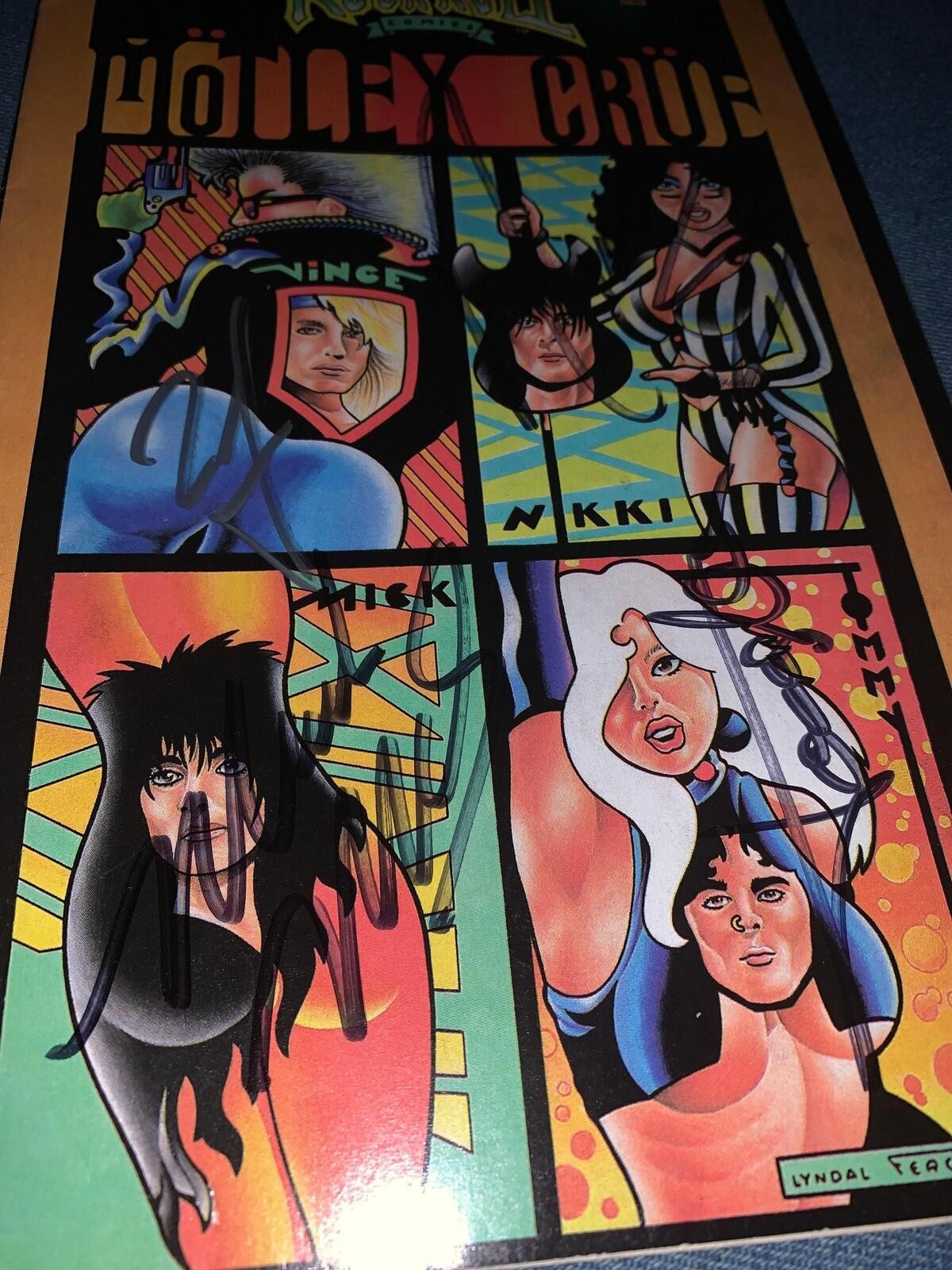 Motley Crue Signed Autograph Rock N Roll Comic Book By Lee, Sixx, Neil, Mars COA