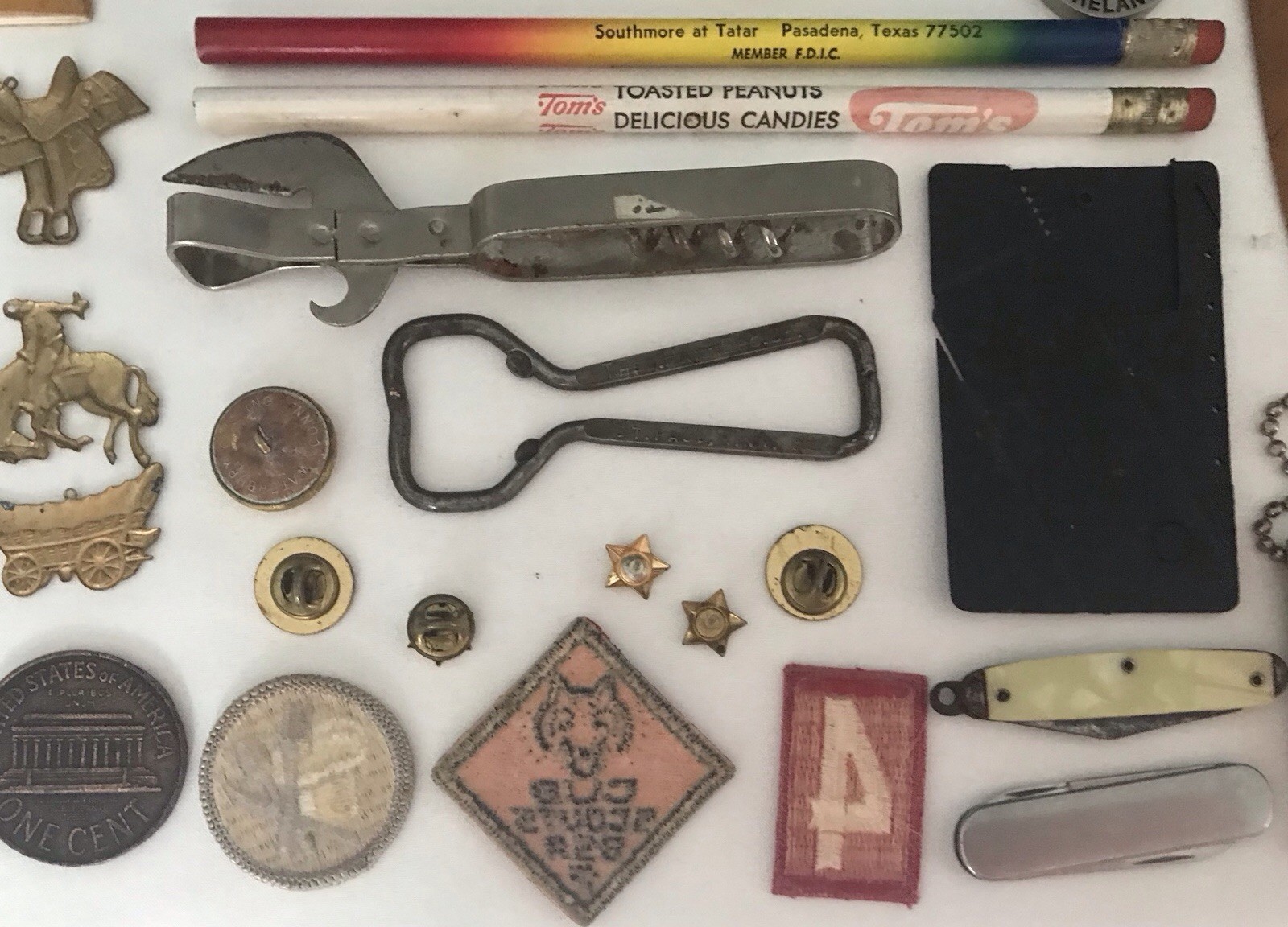VTG Junk Drawer Estate Lot ~ Military/Avon/Knives/Scout/Seagrams/Zippo/Cigar 55+