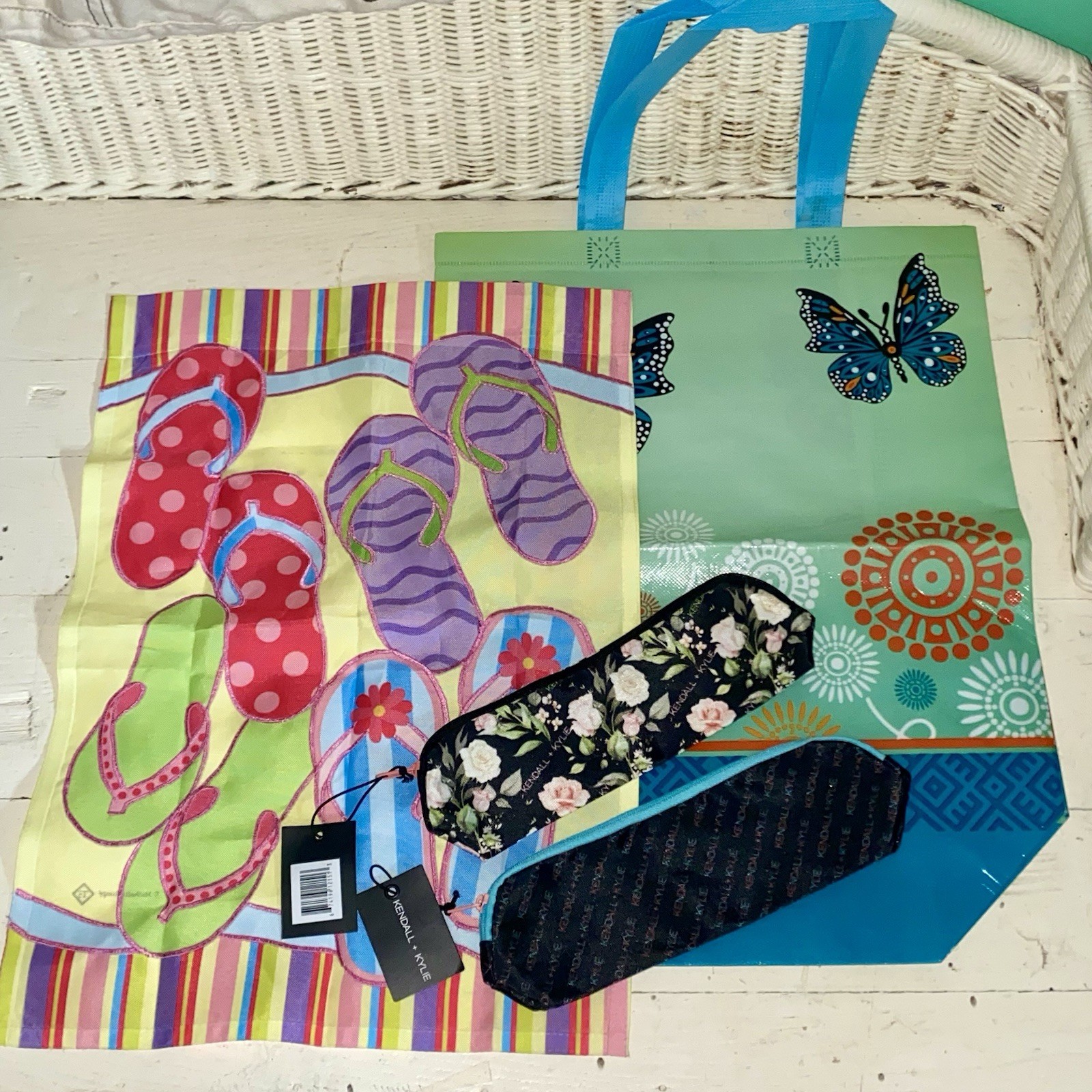 8.8 lb Women Butterfly Art Fun Colorful Trinkets Collectibles Junk Drawer Lot