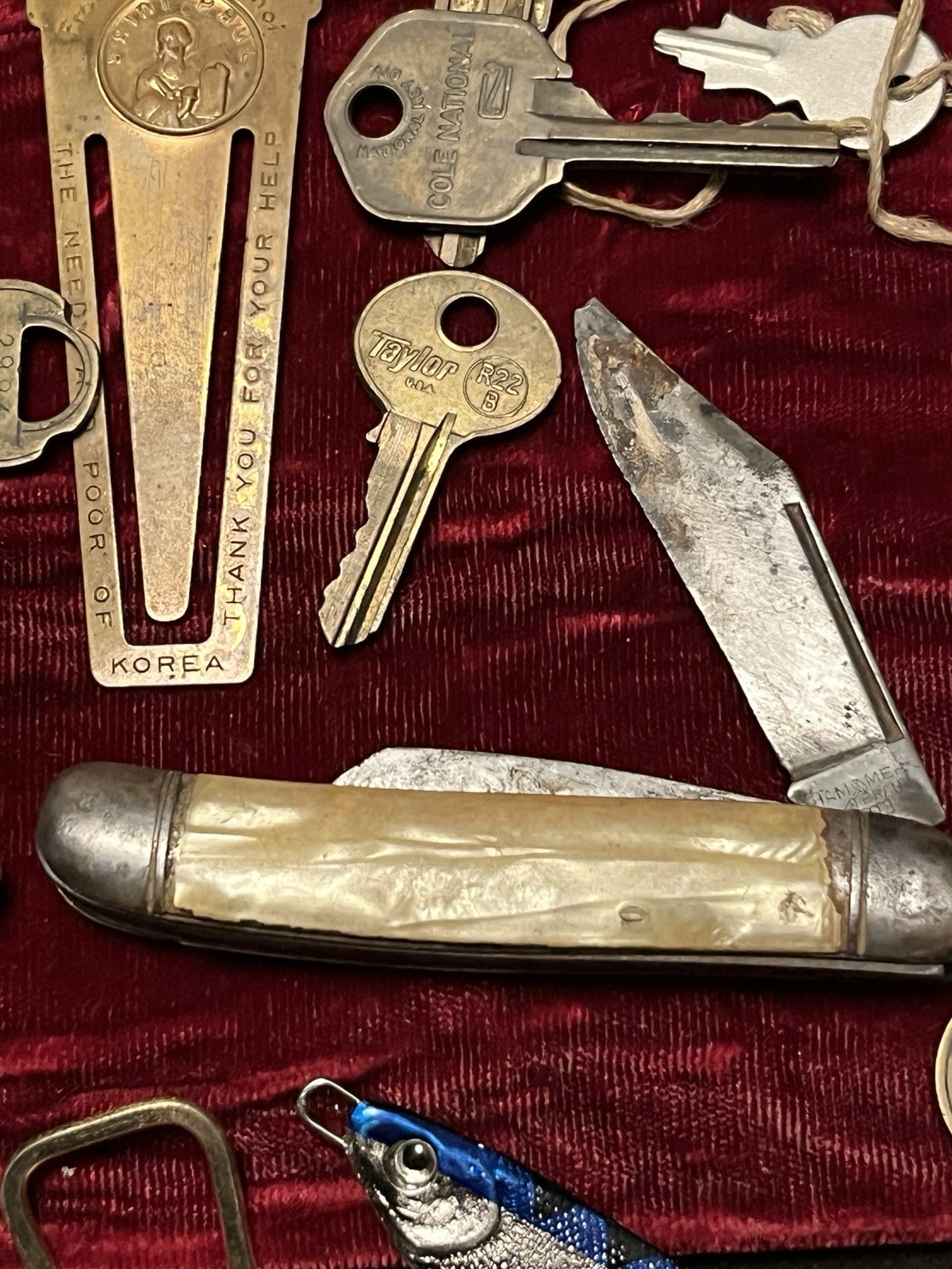 VTG JUNK DRAWER Mens Lot Metal Collectibles LURES Cards GRANDPA 30+ items USA