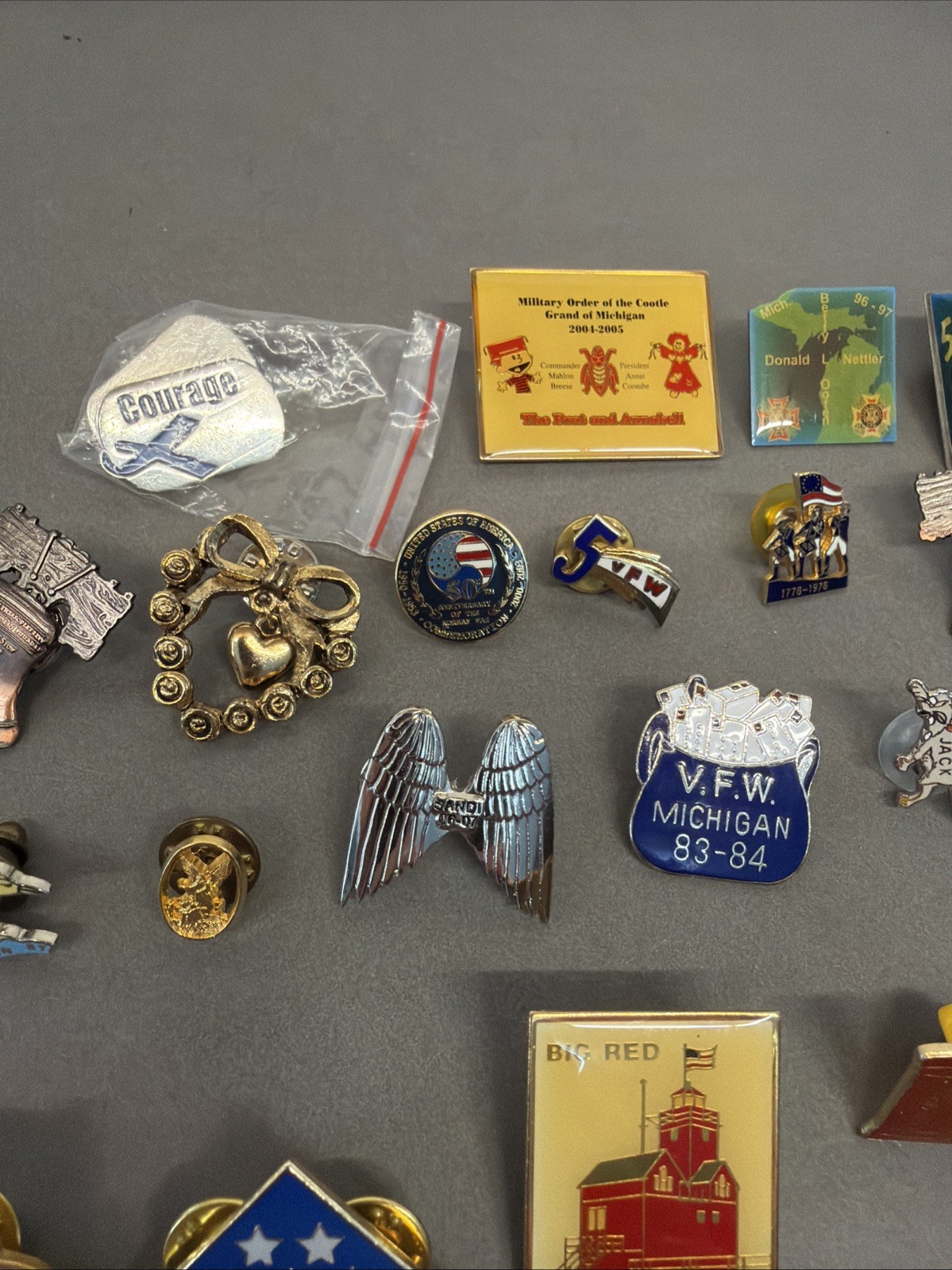 Lapel Pins Lot – Vfw, Michigan, Wwii, Helicopte, Goldie, Eagle #4 MS1