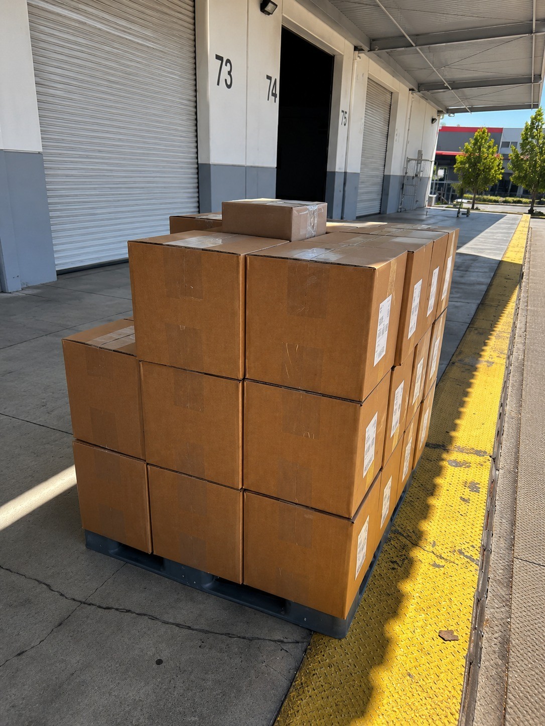 Best Seller Amazon Overstock Grab Bag : Household Items