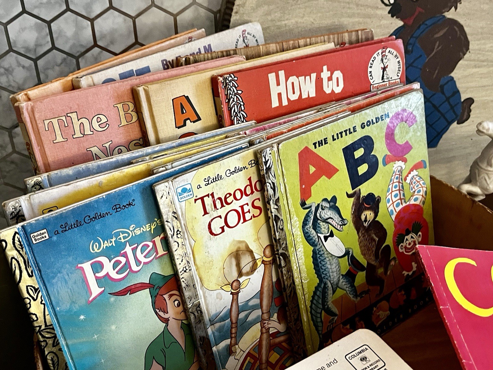 Vintage Children Kids Lot 30+ Golden Books, Dr. Seuss, Carousel Musical Horse ++