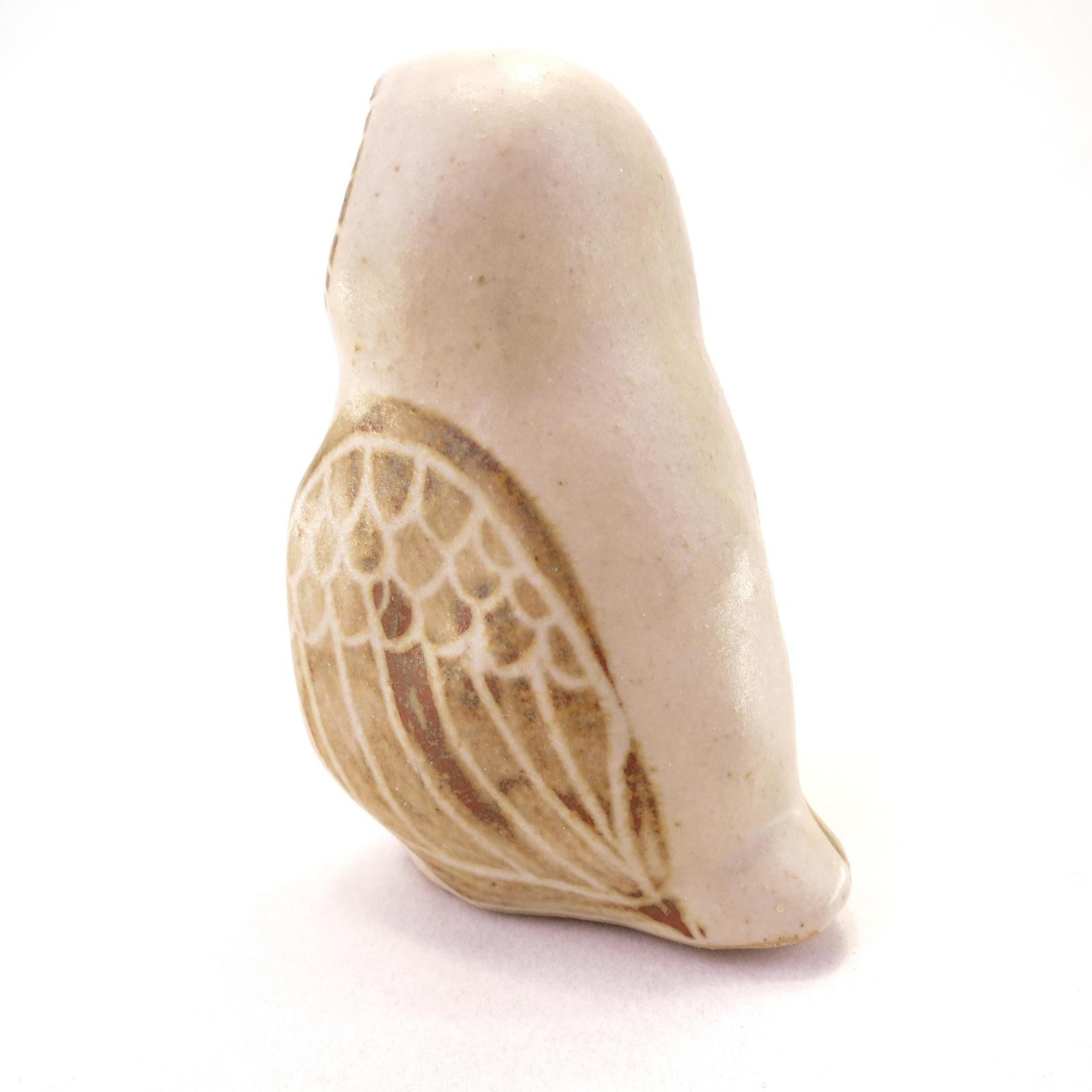 Groovy Owl Handmade Clay Vintage Ceramic Bird Figurine Beige 3.5″
