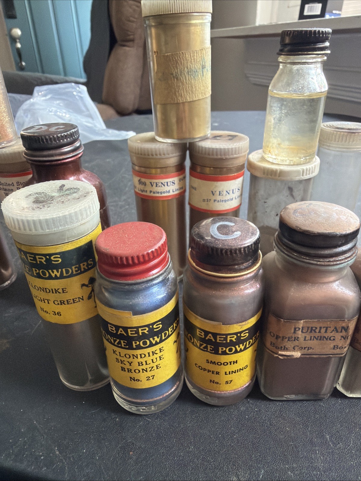 Miscellaneous Lot Of 18 Vintage Venus, Baer, Puritan Paint Powders. Read Below