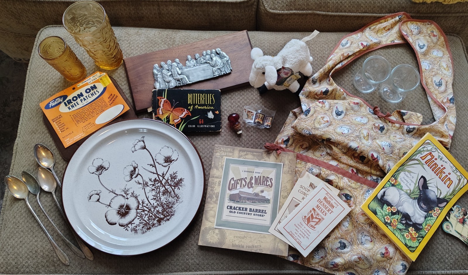 Lot of Vintage Estate Sale Finds 21 items
