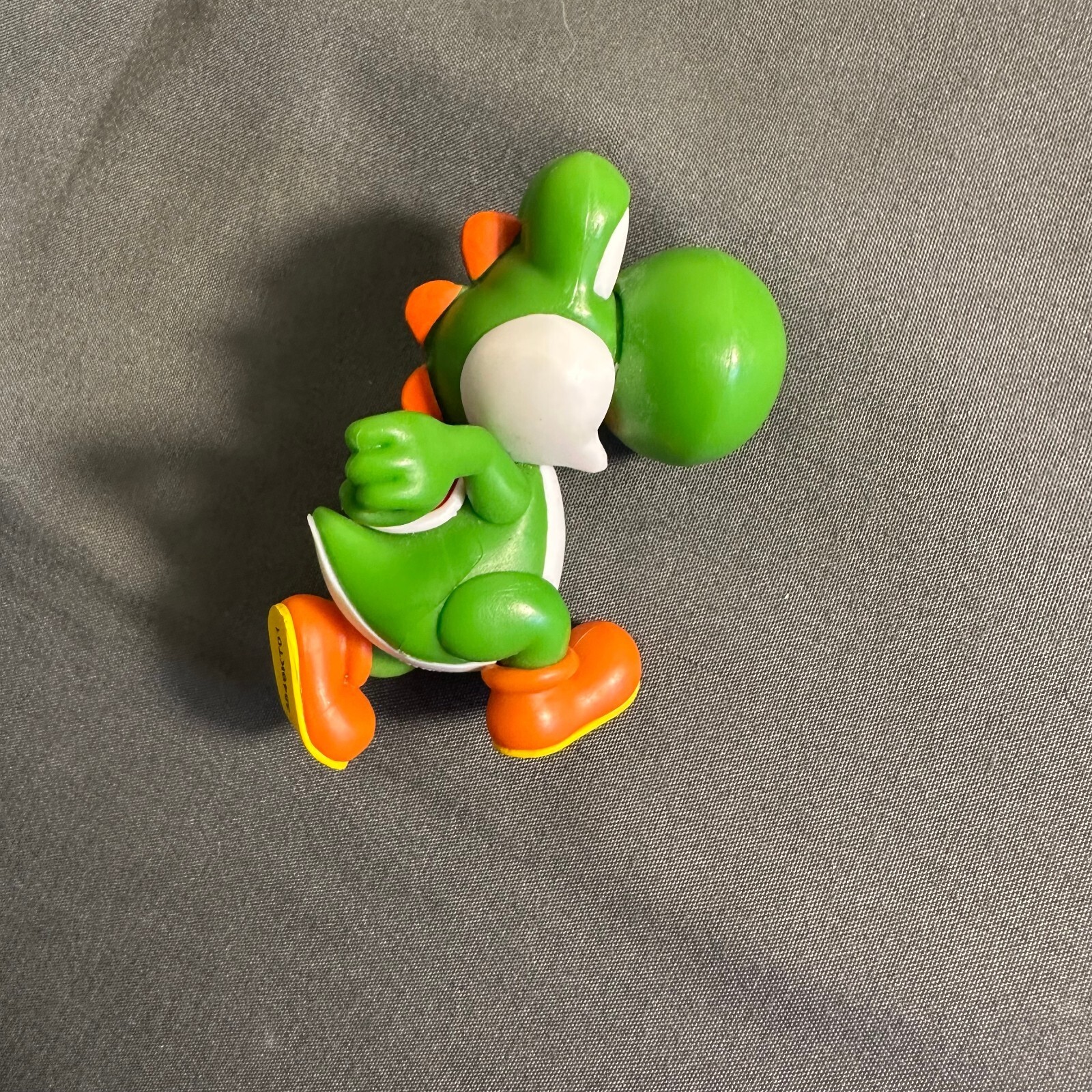 Yoshi Running Figure Plastic Movable Arms