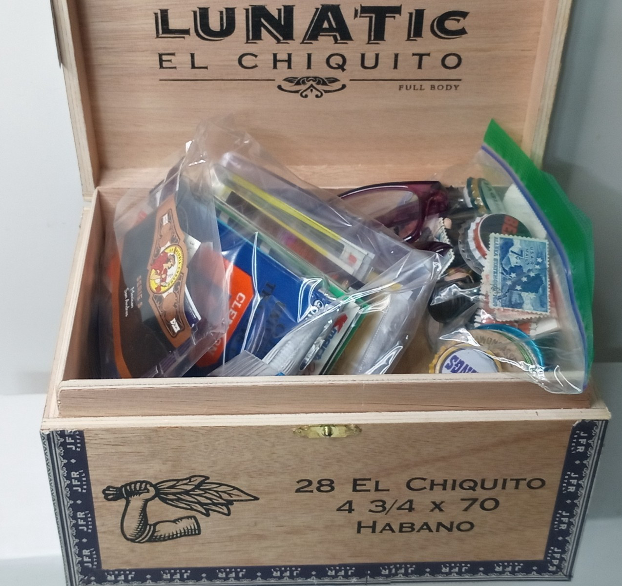 Cigar Box of NOT Junk Drawer Collectibles, Mickey Mantle, Misc, #C2