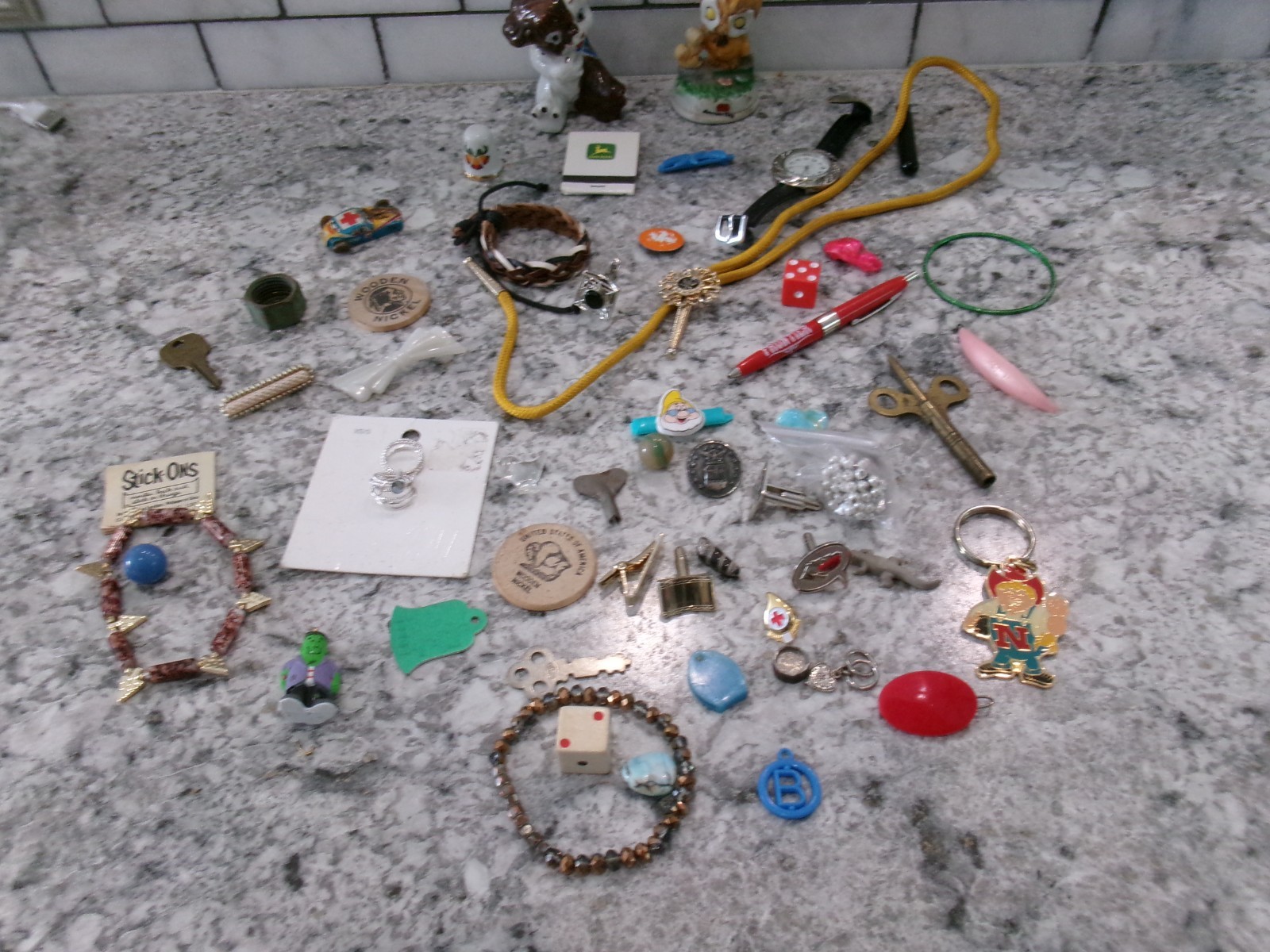 Vintage Junk Drawer/Trinket Lot, 50 Piece Lot, 1.3lbs – #4