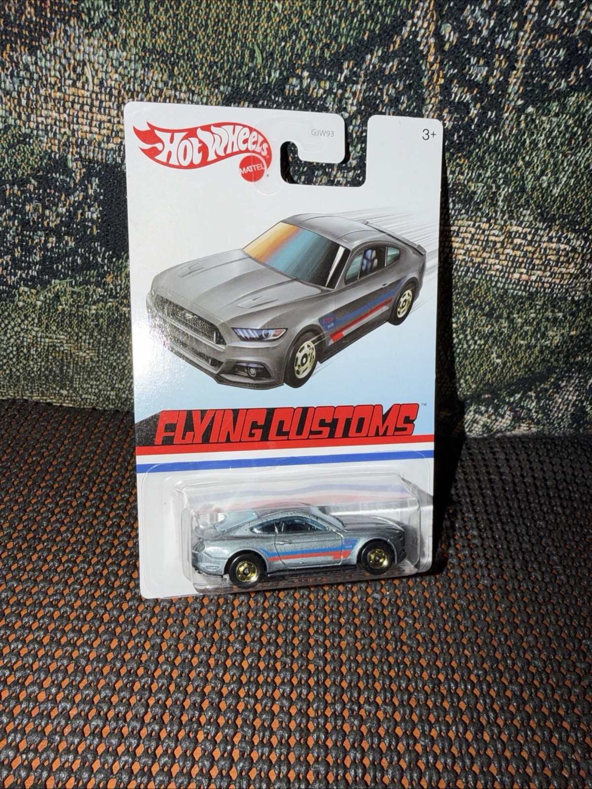 HOT WHEELS FLYING CUSTOMS 2015 FORD MUSTANG GT GRAY DIECAST 1:64 SCALE MATTEL
