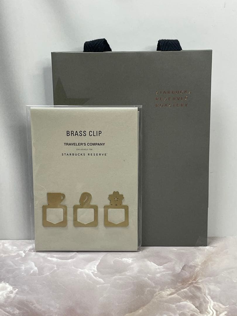 TRAVELER’S FACTORY Passport Size Camel Brass Clip