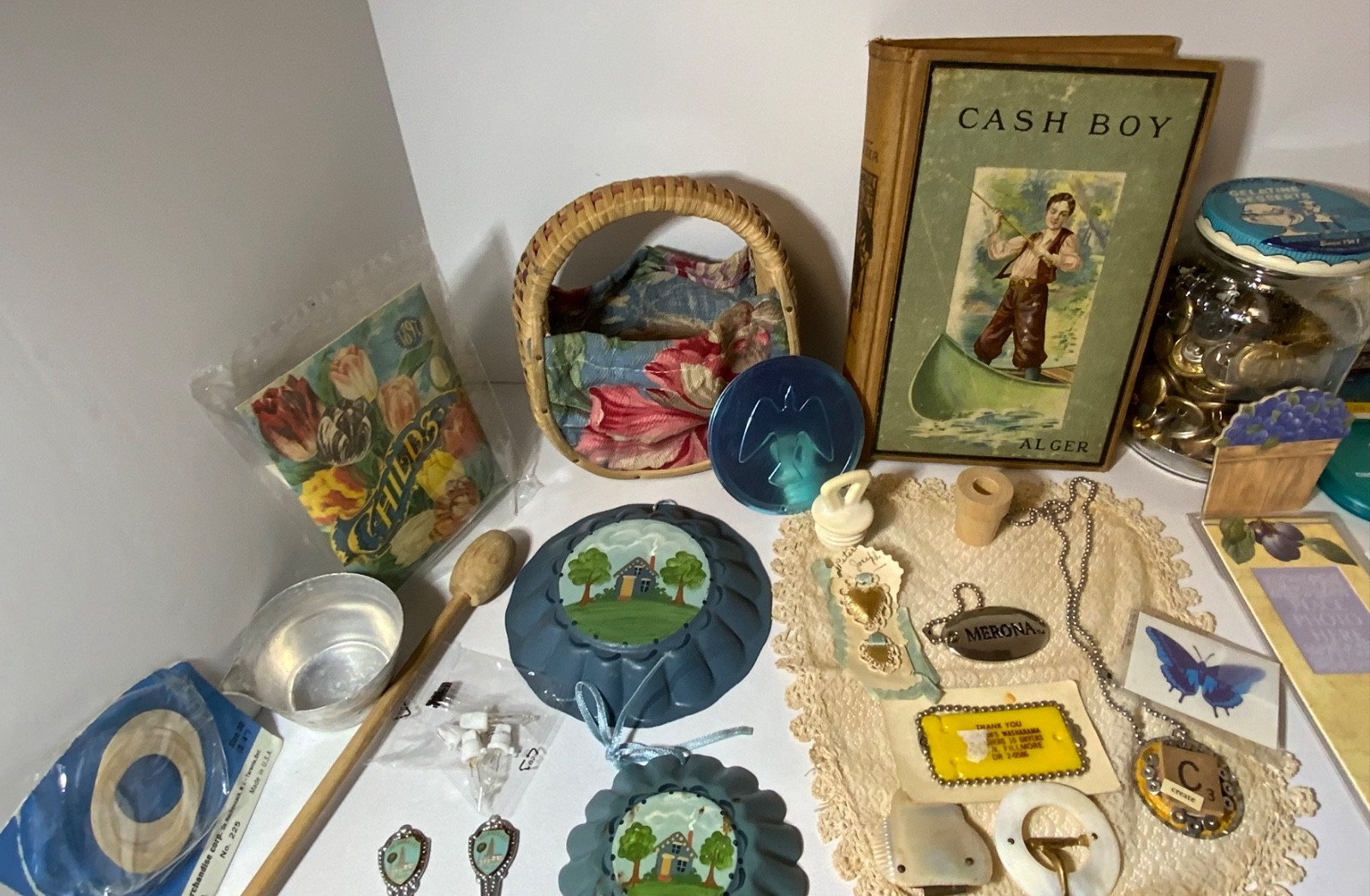 VTG Junk Drawer Lot Assemblage Art Mixed Media Crafts Over 4# Buttons Books MOP